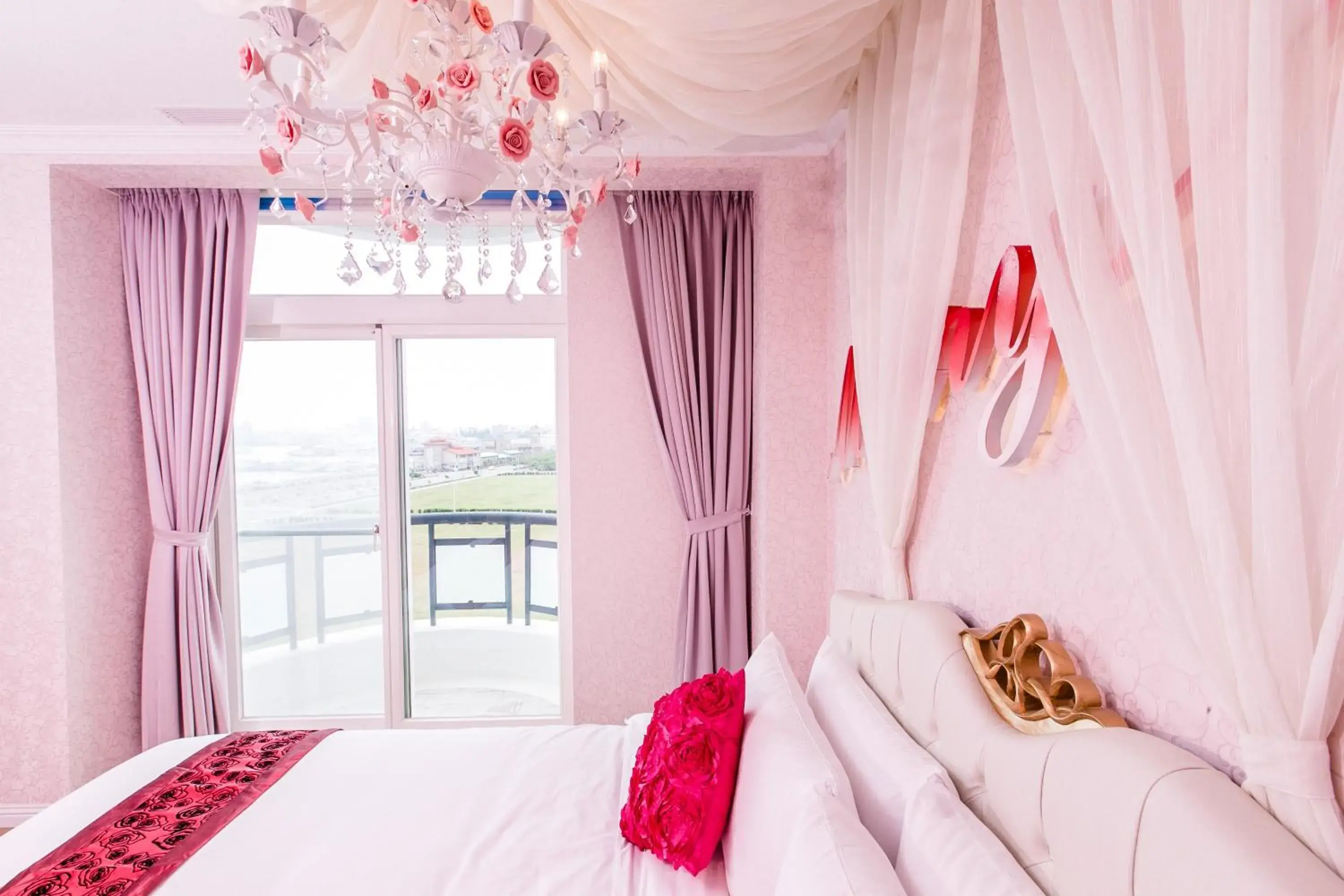 Bed in Jin Pin Hotel Bed in Jin Pin Hotel