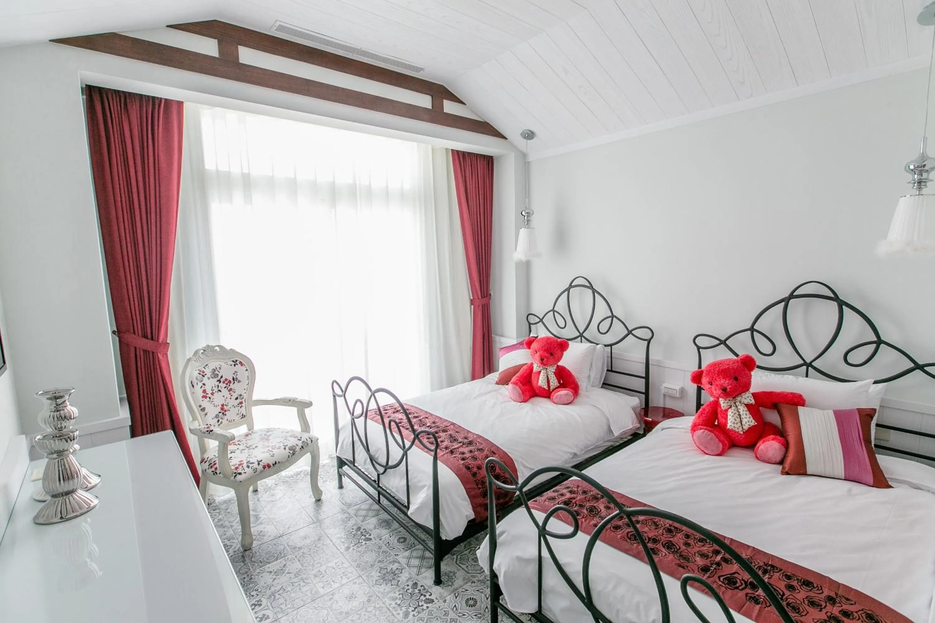 Bed in Jin Pin Hotel