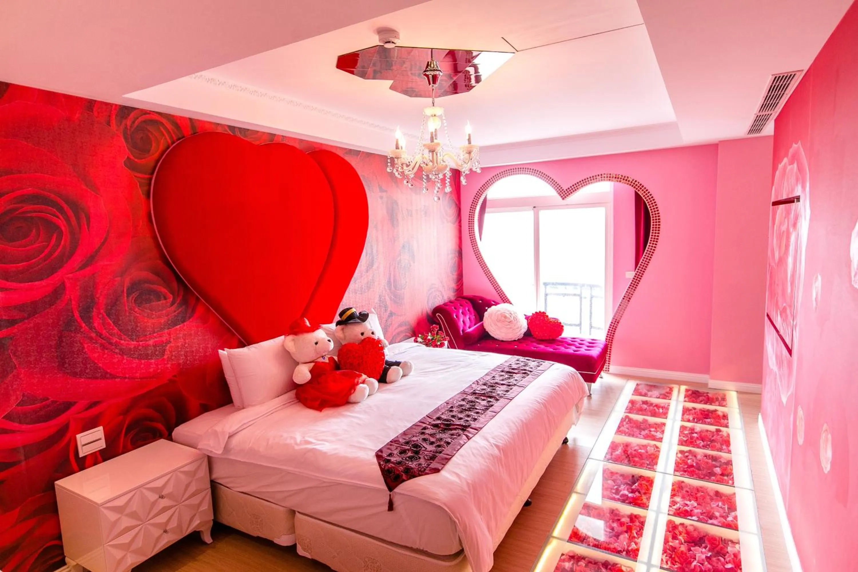 Bed in Jin Pin Hotel