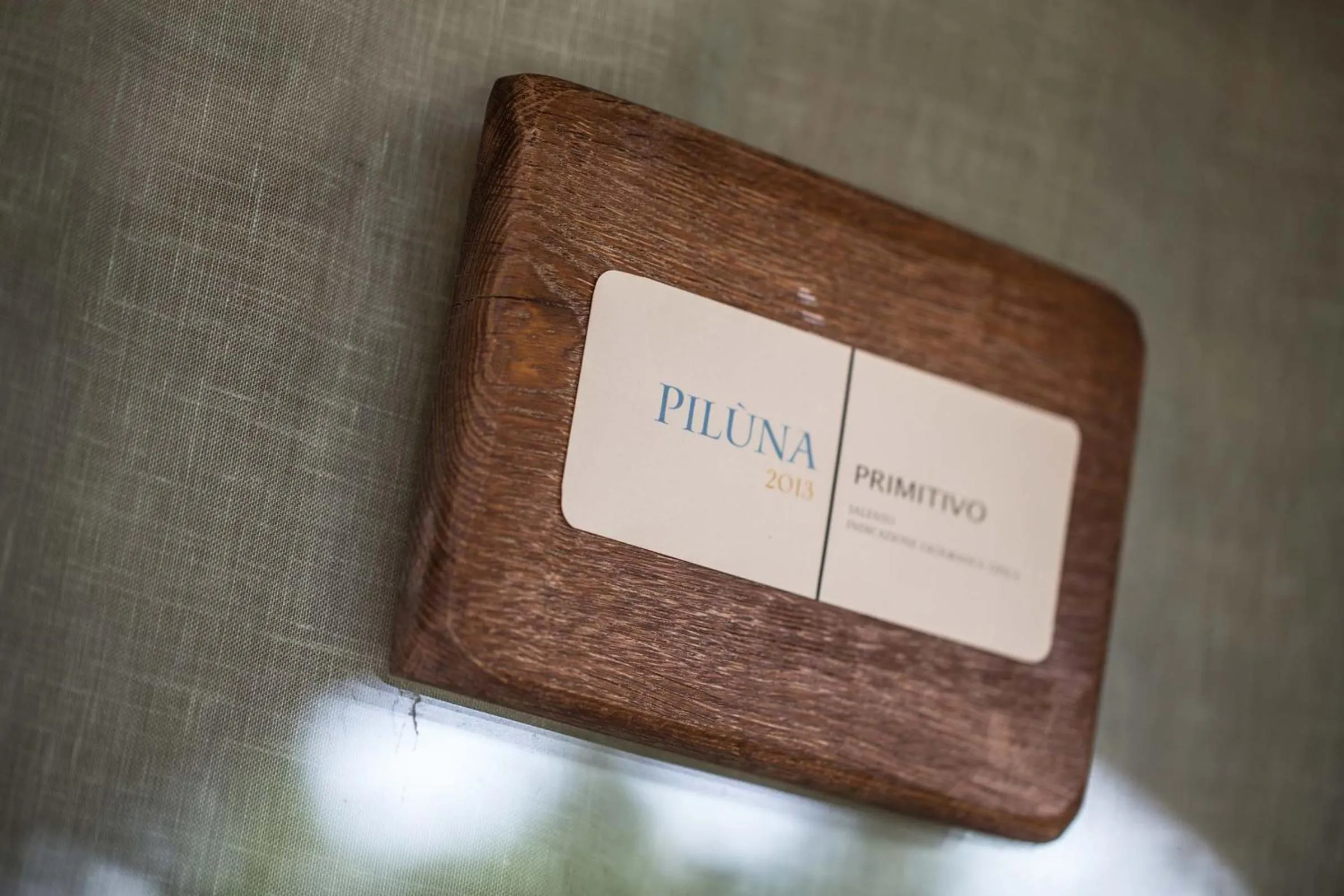 Text overlay in Le Scuderie - Castello Monaci