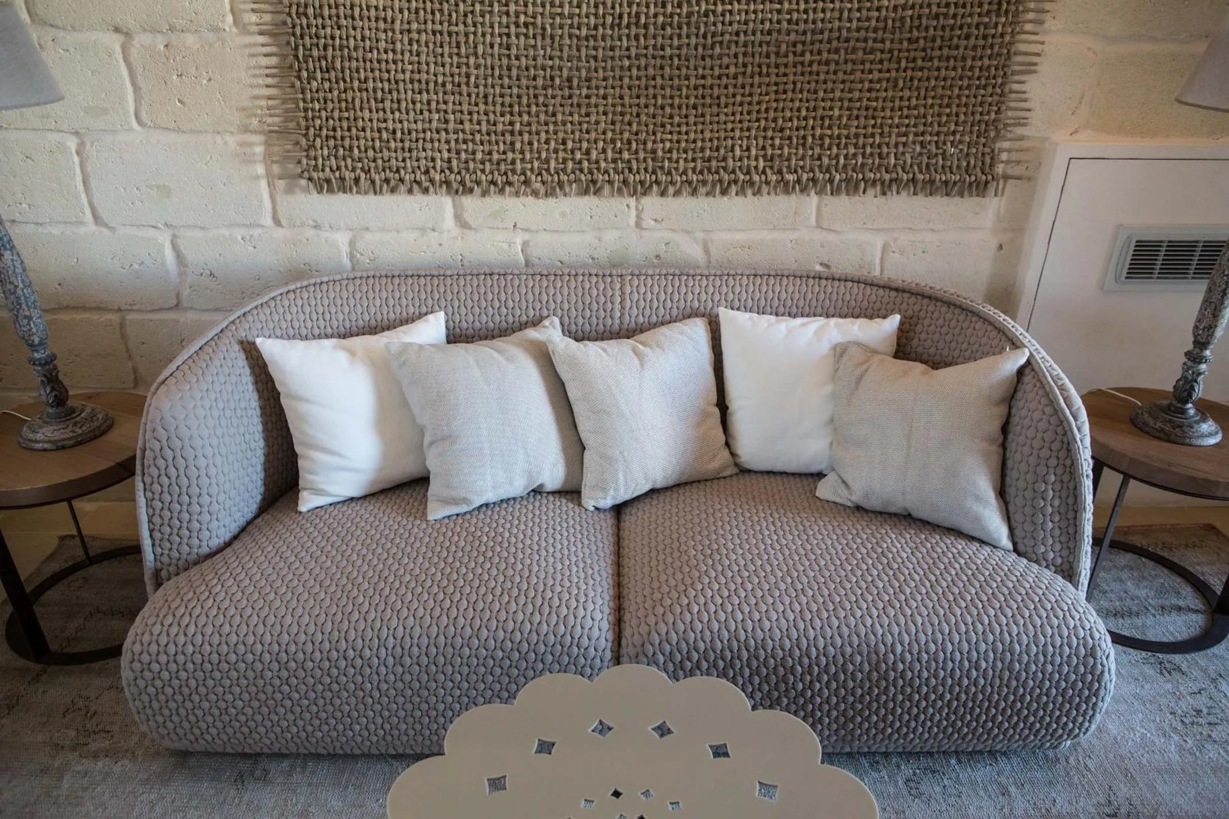 Decorative detail in Le Scuderie - Castello Monaci