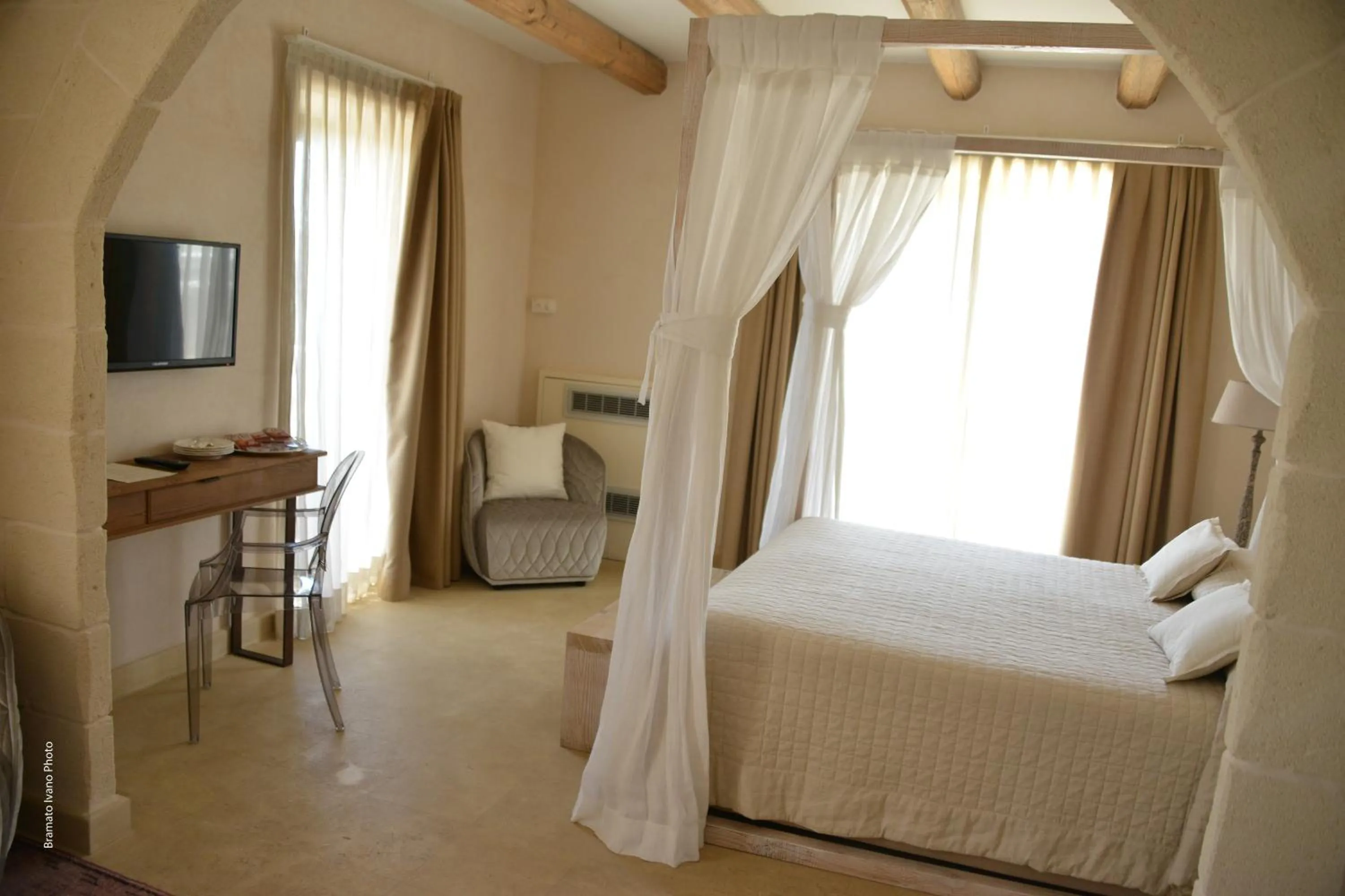 Bedroom, Bed in Le Scuderie - Castello Monaci