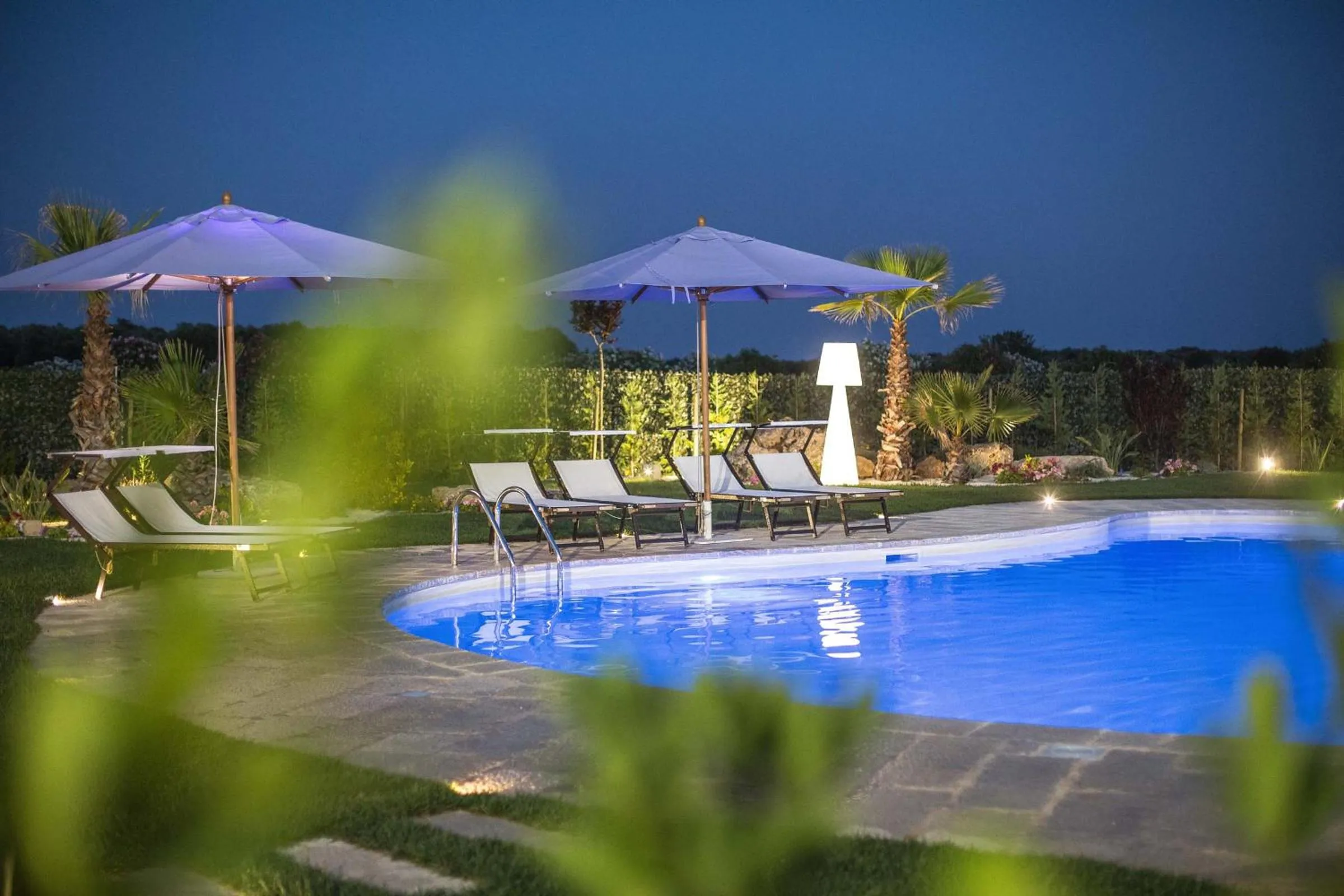 Swimming pool in Le Scuderie - Castello Monaci