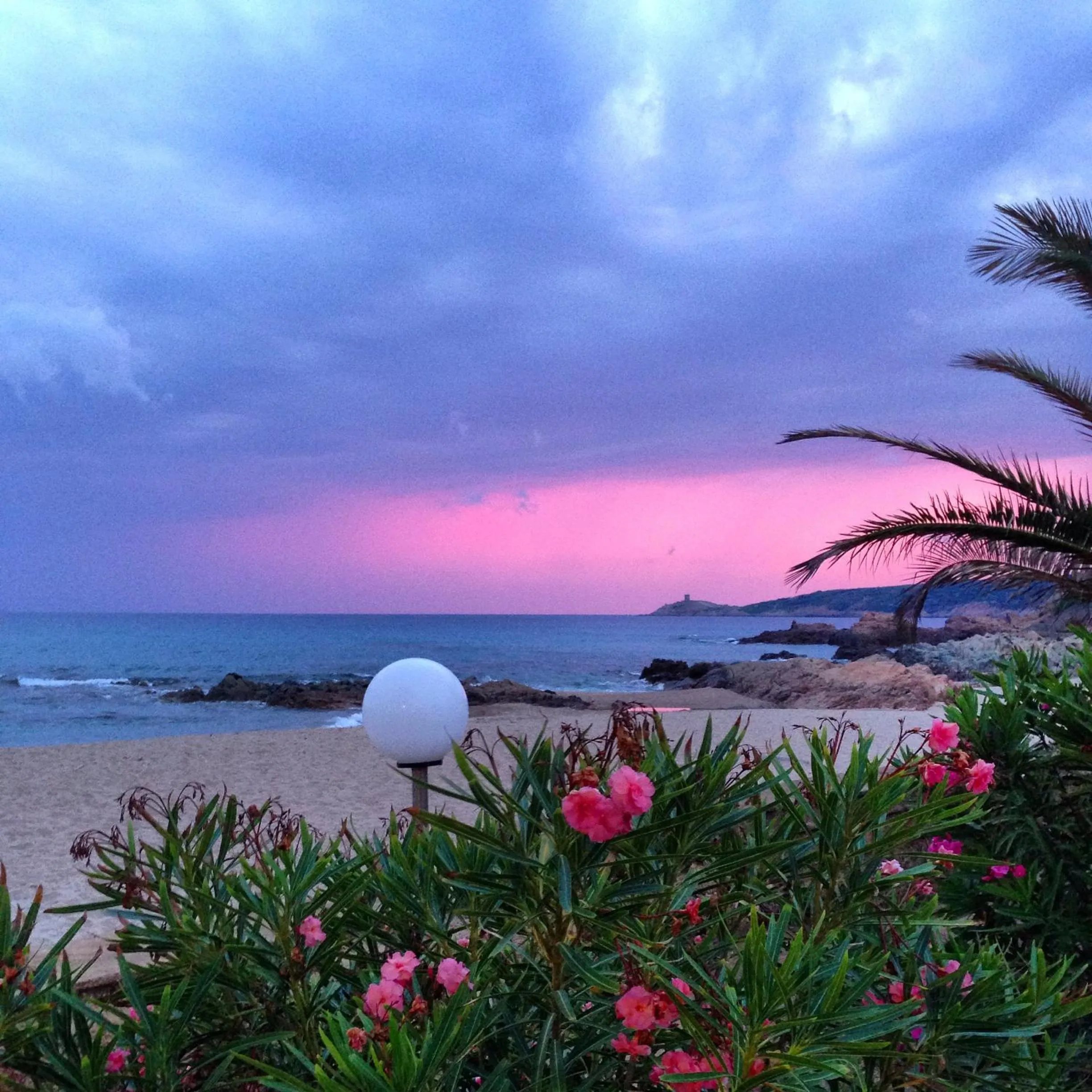 Garden view in Hôtel et Résidence Ta Kladia - Omigna