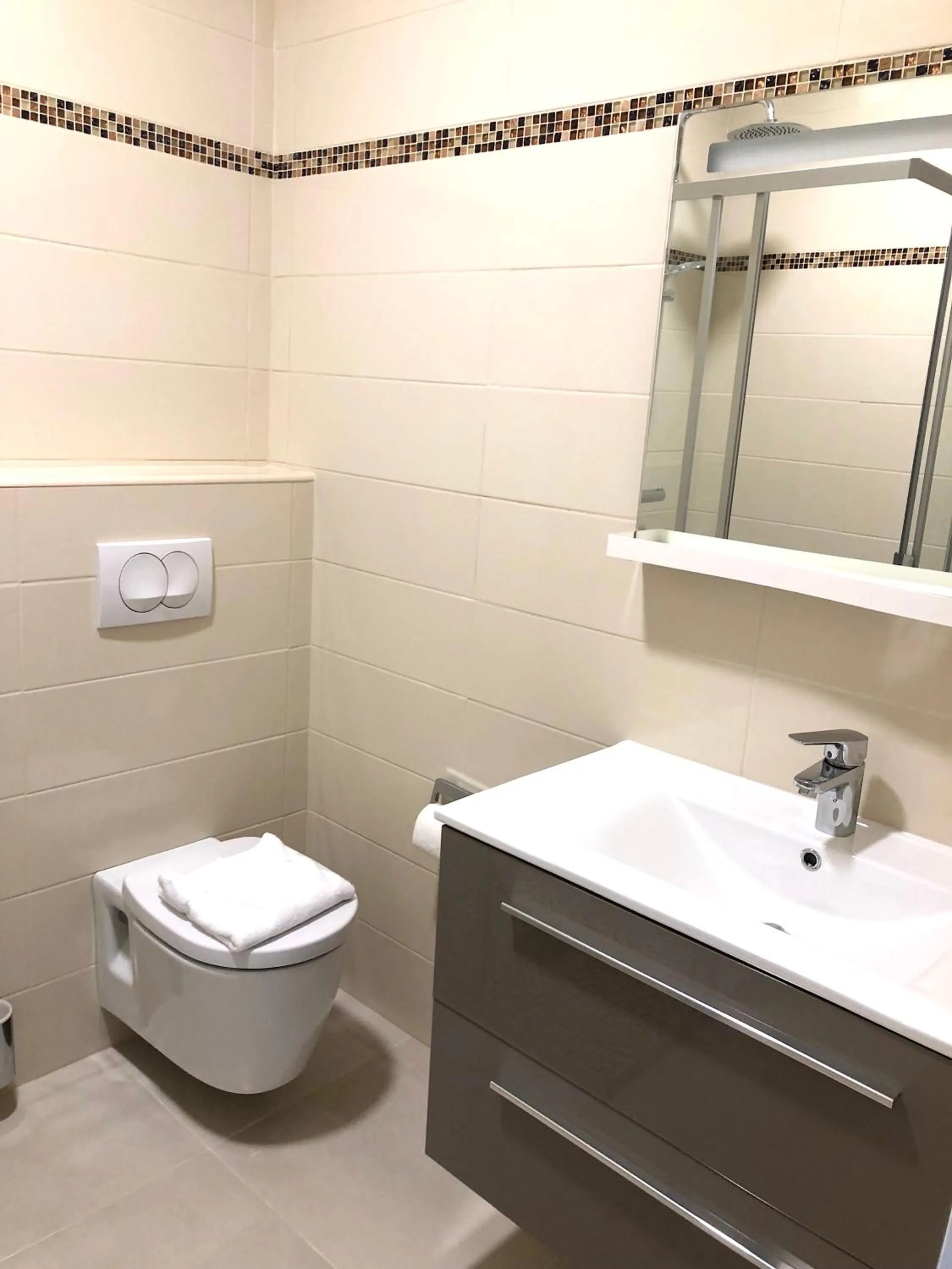 Bathroom in Hôtel et Résidence Ta Kladia - Omigna