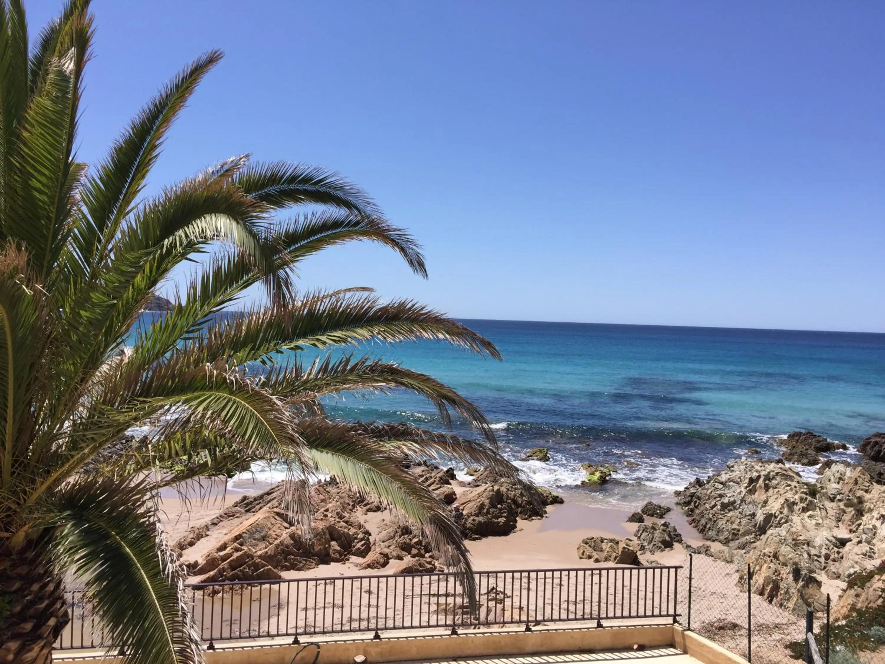 Balcony/Terrace in Hôtel et Résidence Ta Kladia - Omigna