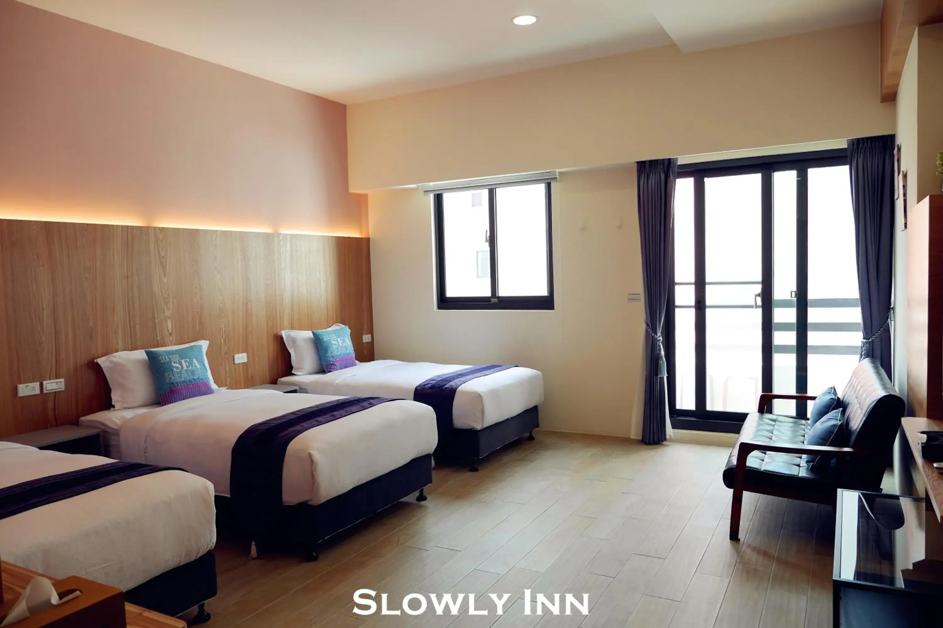 Bed in Slowly inn Bed in Slowly inn