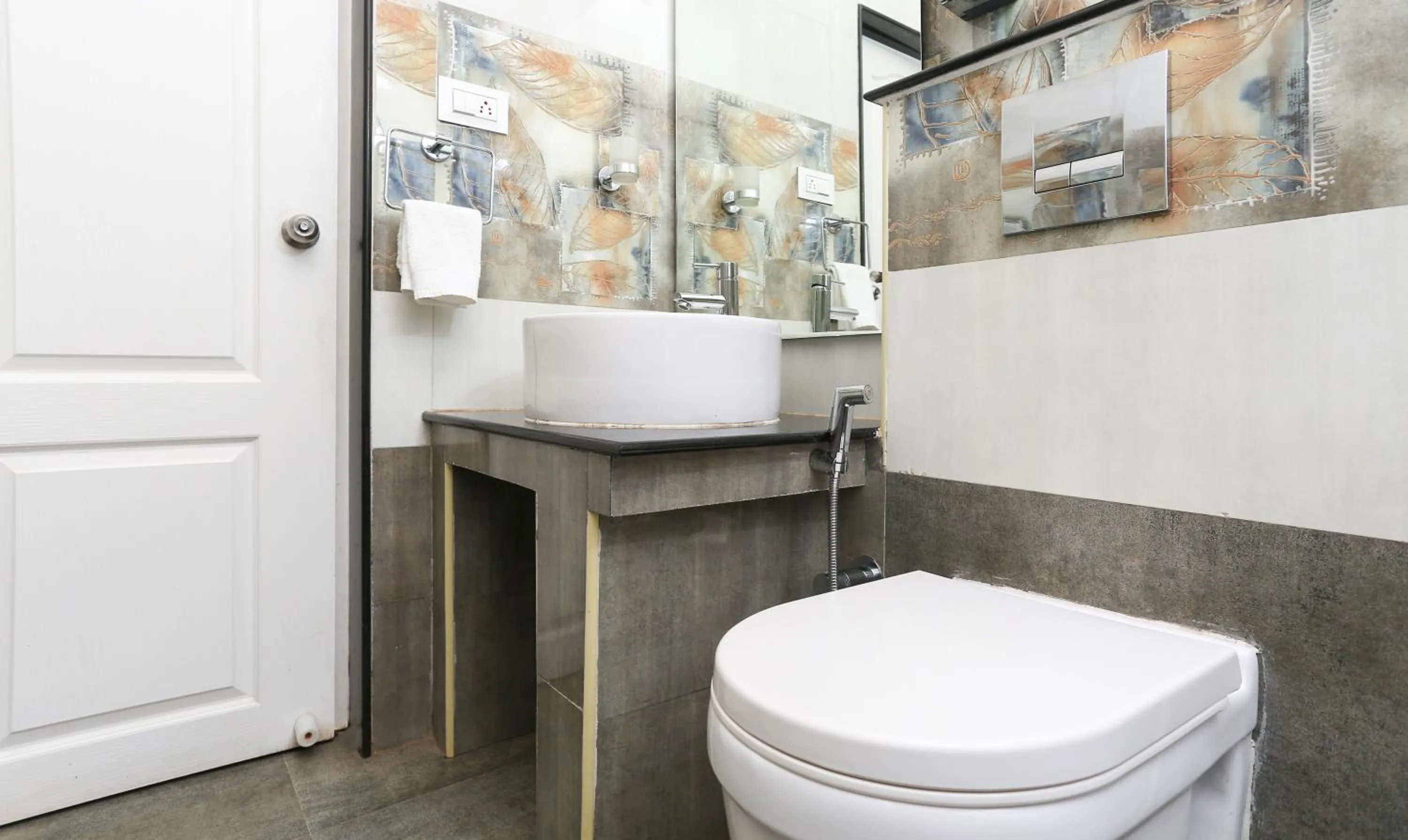 Toilet in Treebo Light House, 900 Mtrs From Botanical Garden