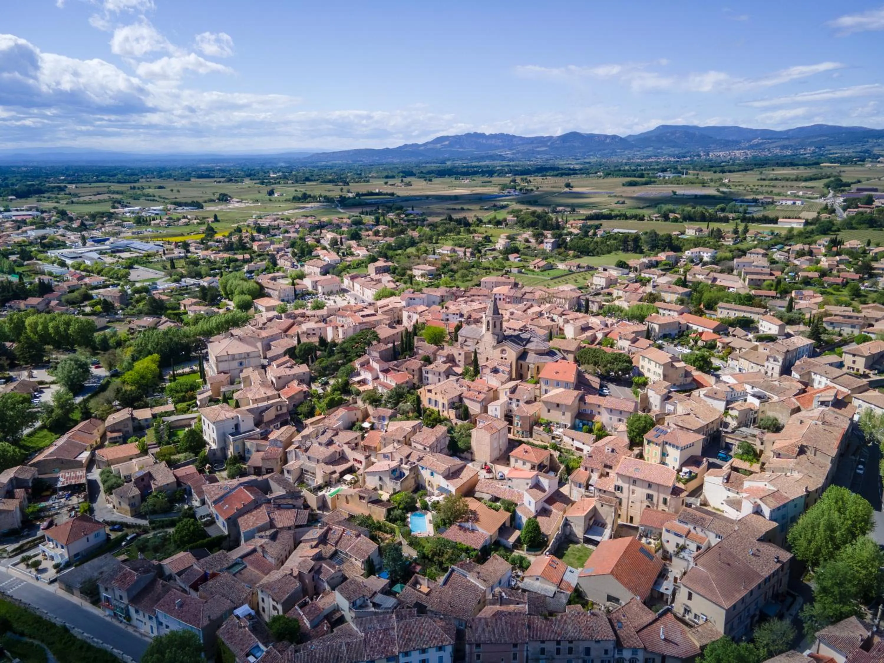 Bird's eye view in Le Jardin de Mazan