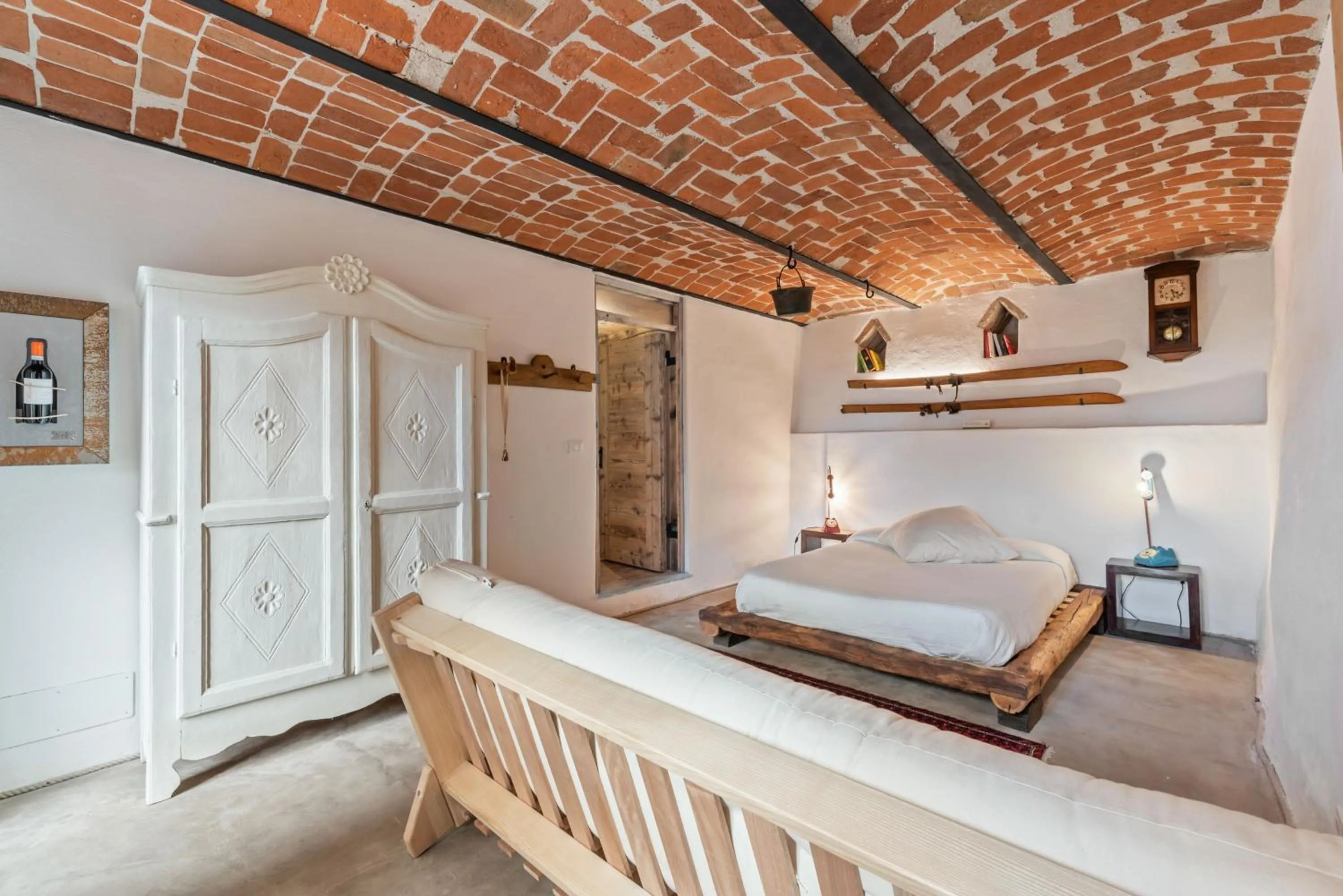 Bedroom, Bed in Greeneria