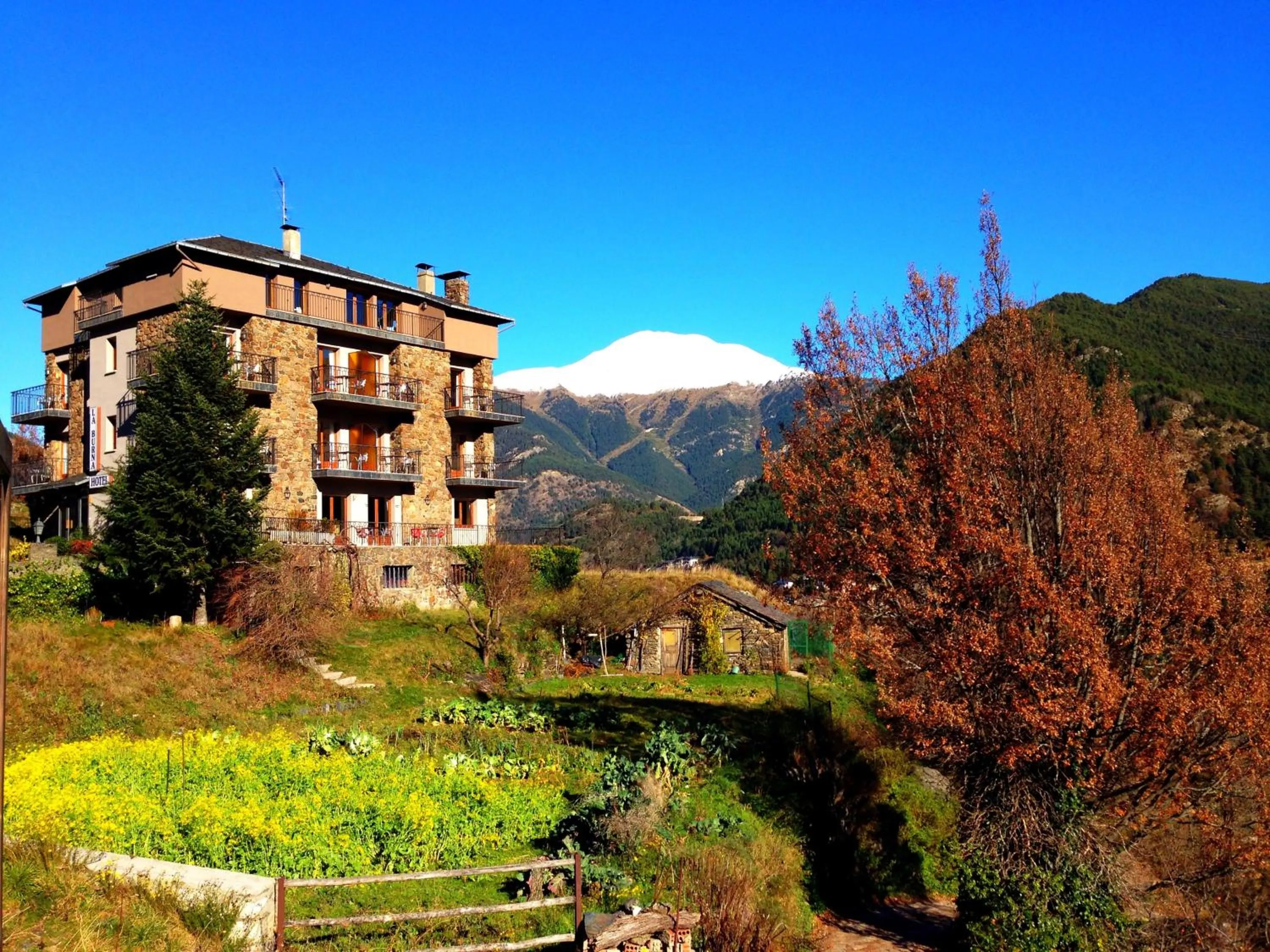 Facade/entrance in Hotel La Burna Panoràmic