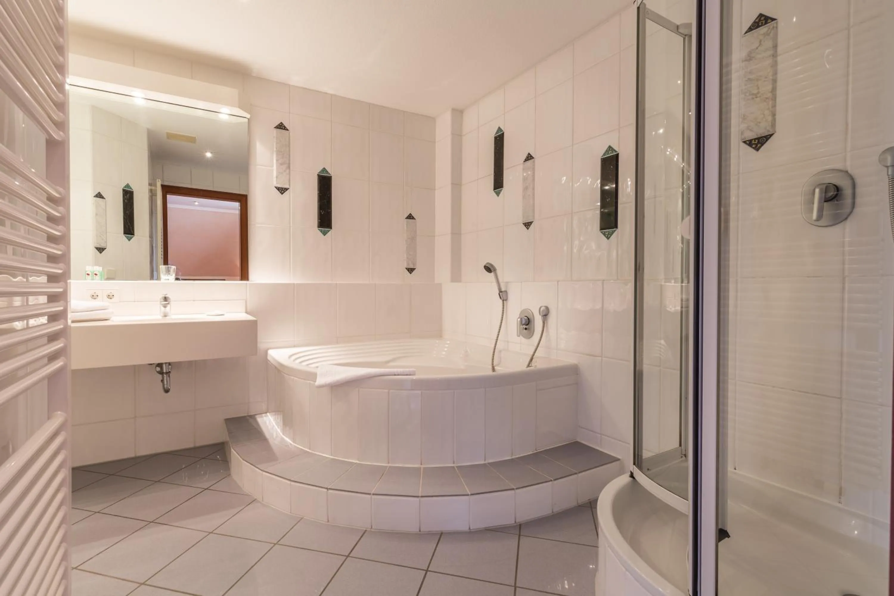 Shower in Hotel Restaurant Vinothek LAMM