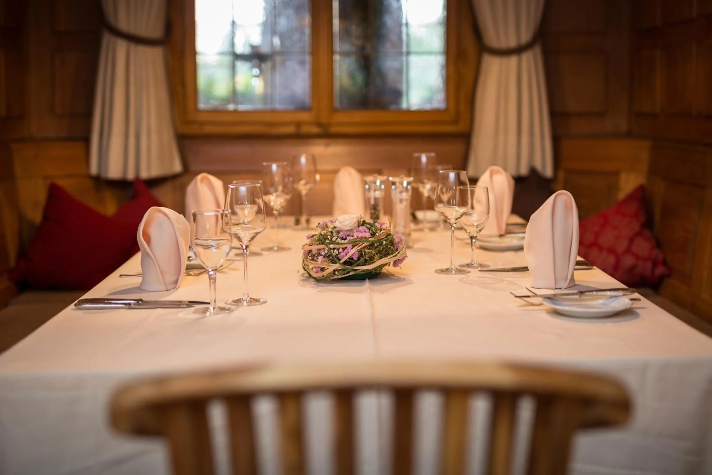 Restaurant/places to eat in Hotel Restaurant Vinothek LAMM