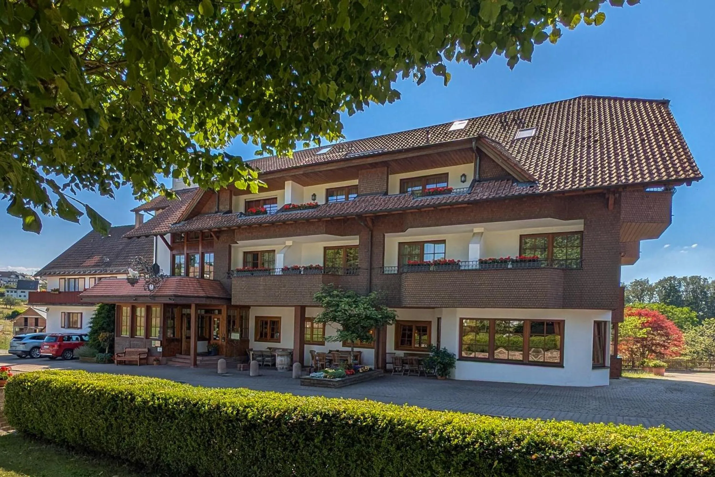 Property building in Hotel Restaurant Vinothek LAMM