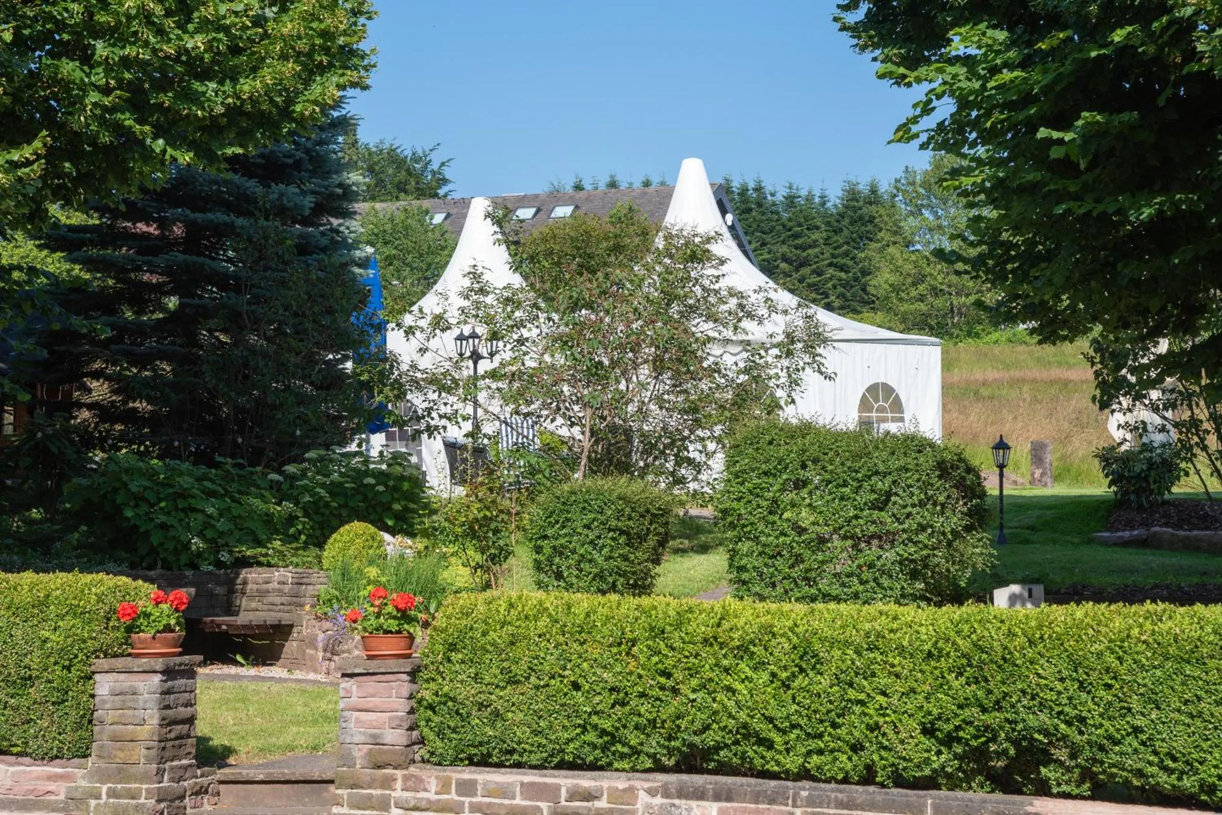 Garden in Hotel Restaurant Vinothek LAMM