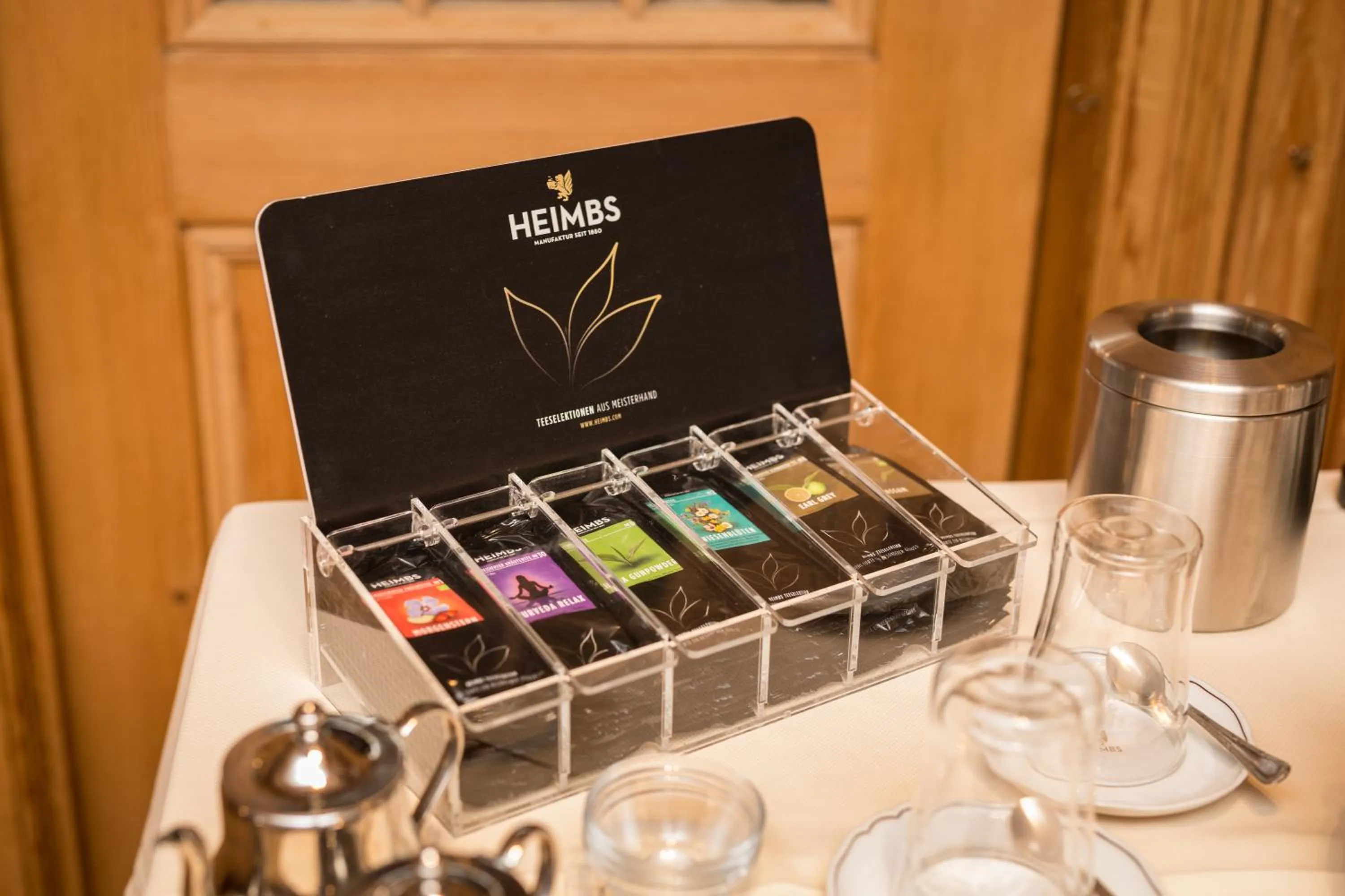 Coffee/tea facilities in Hotel Restaurant Vinothek LAMM