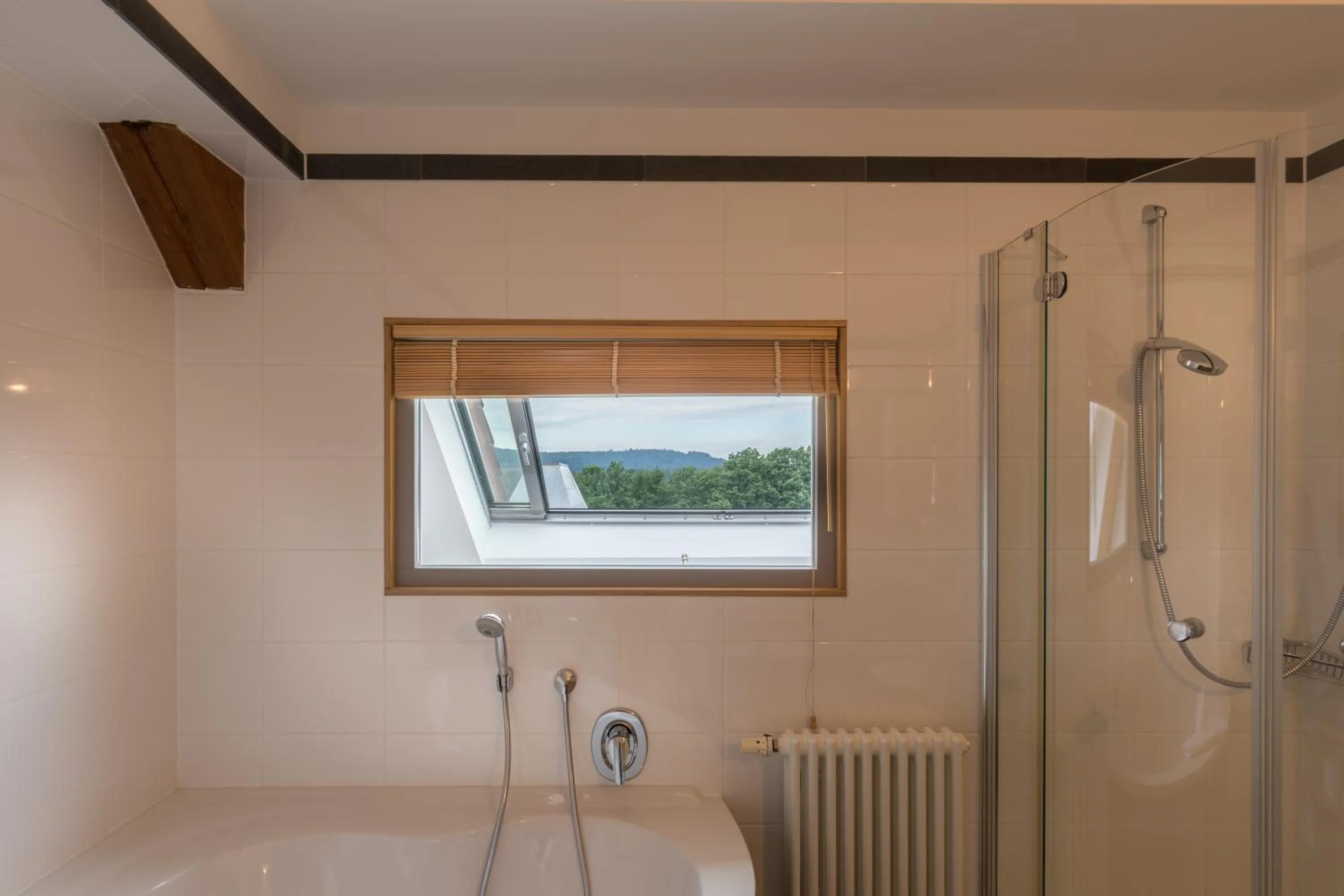 Shower in Hotel Restaurant Vinothek LAMM