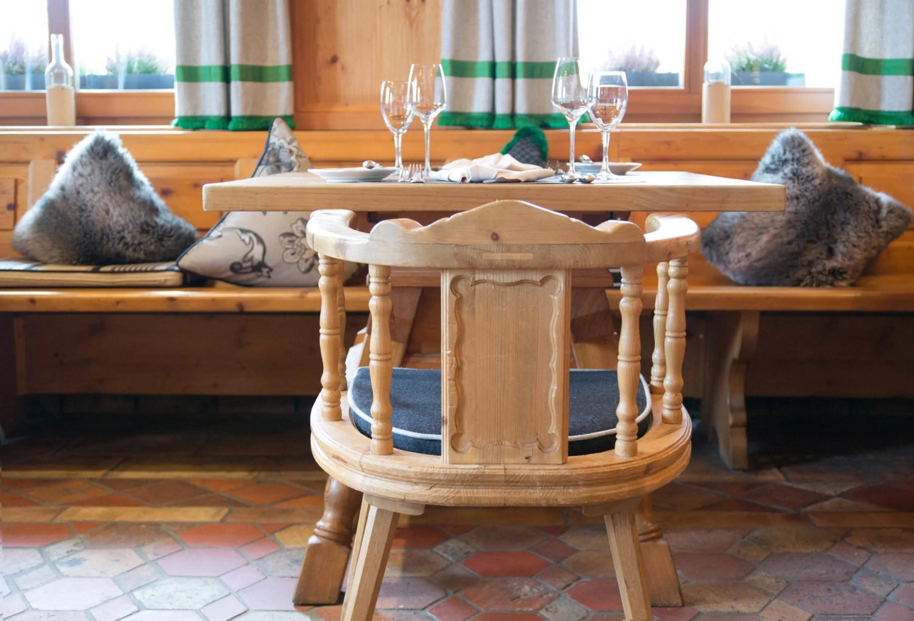 Restaurant/places to eat in Hotel Restaurant Vinothek LAMM