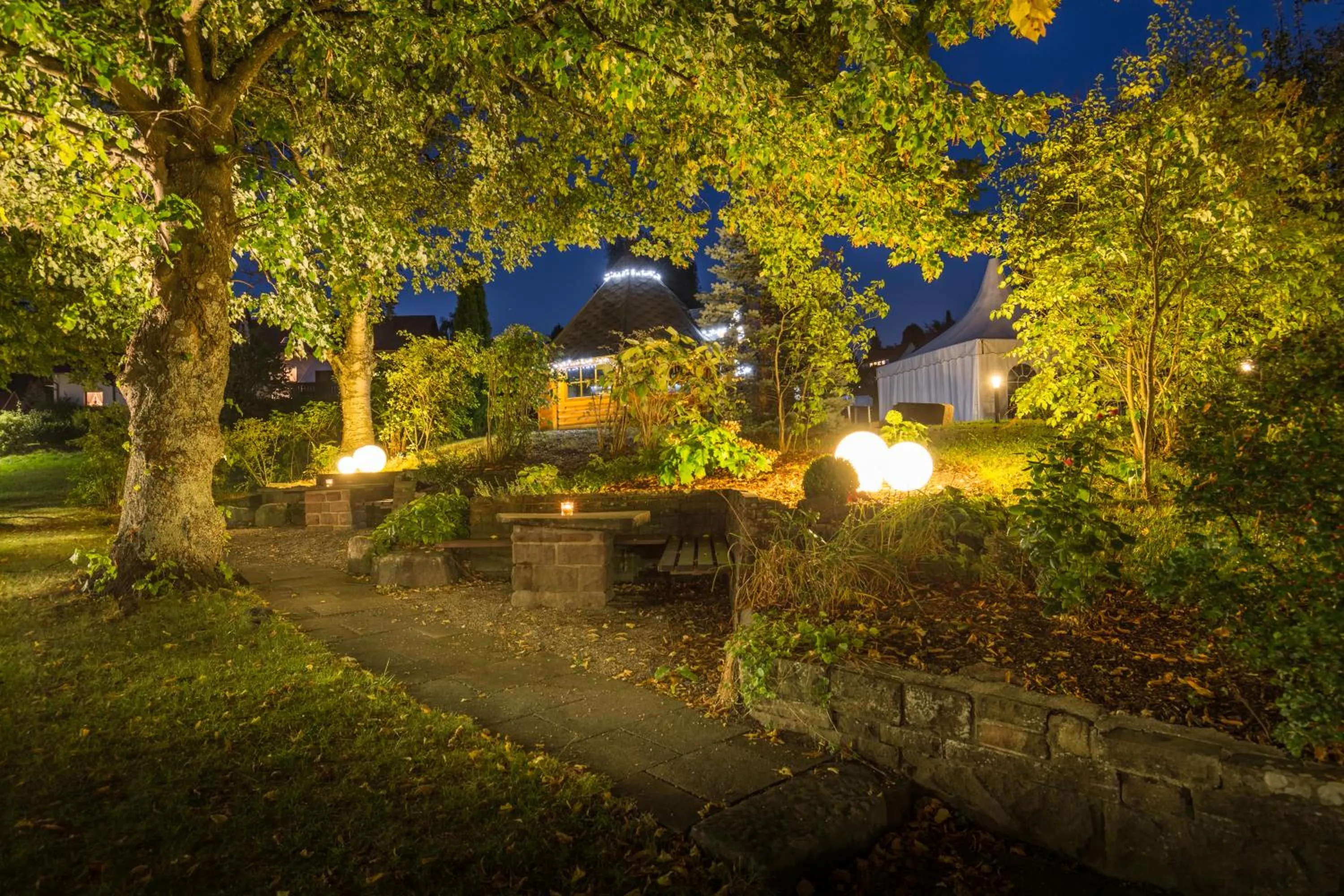 Night in Hotel Restaurant Vinothek LAMM