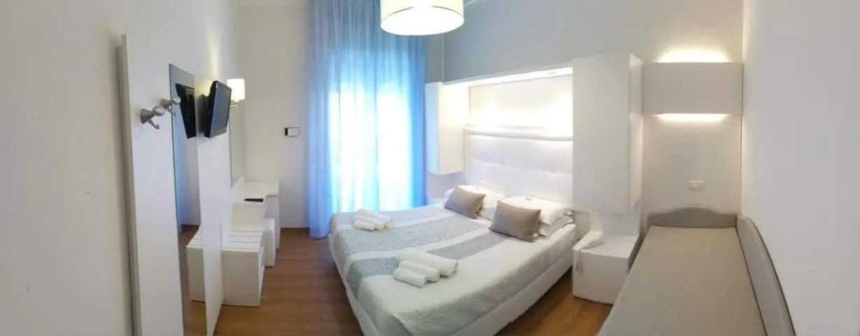 Photo of the whole room, Bed in Albergo Vittoria