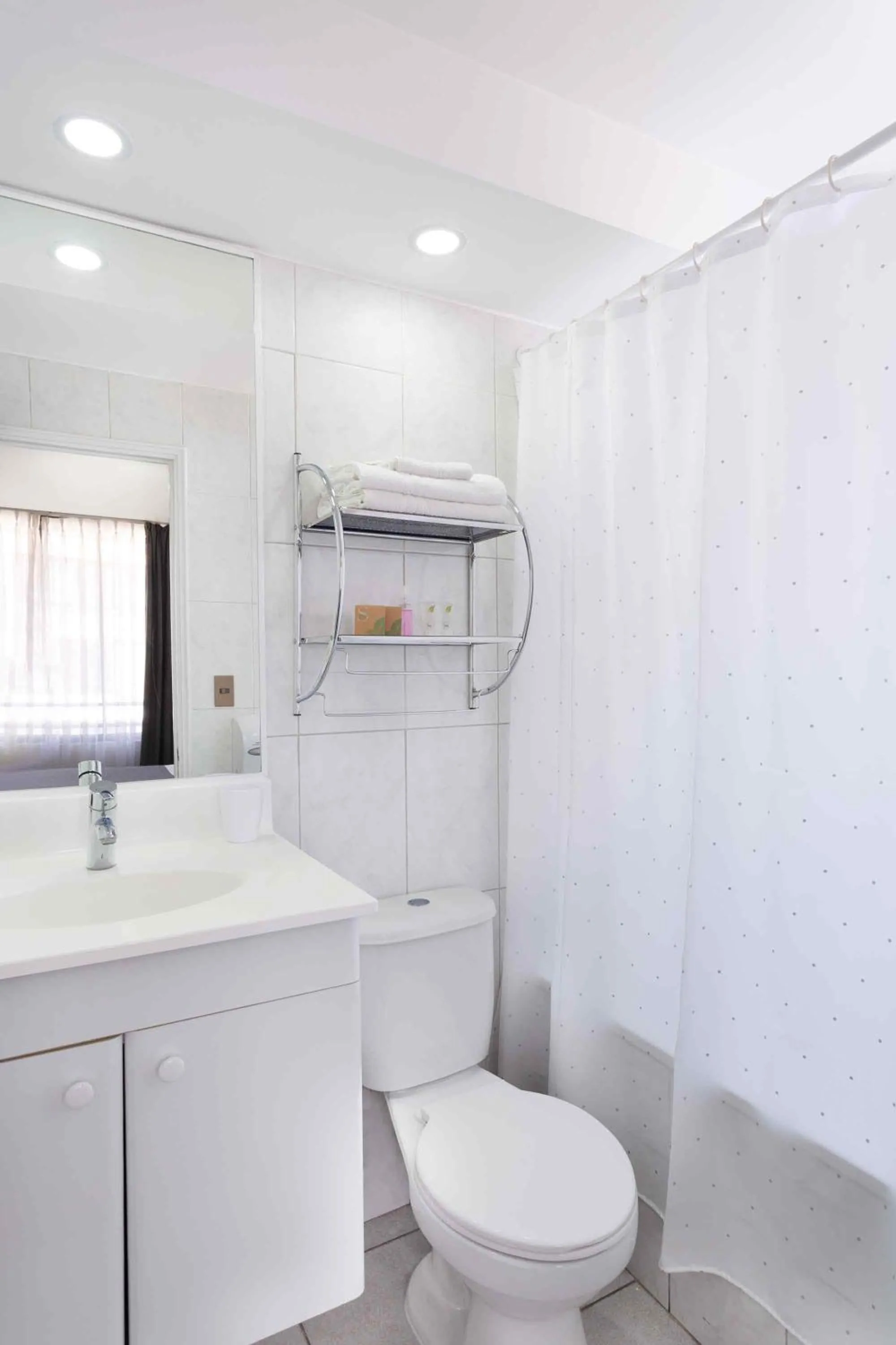 Bathroom in Santa Magdalena Apartments