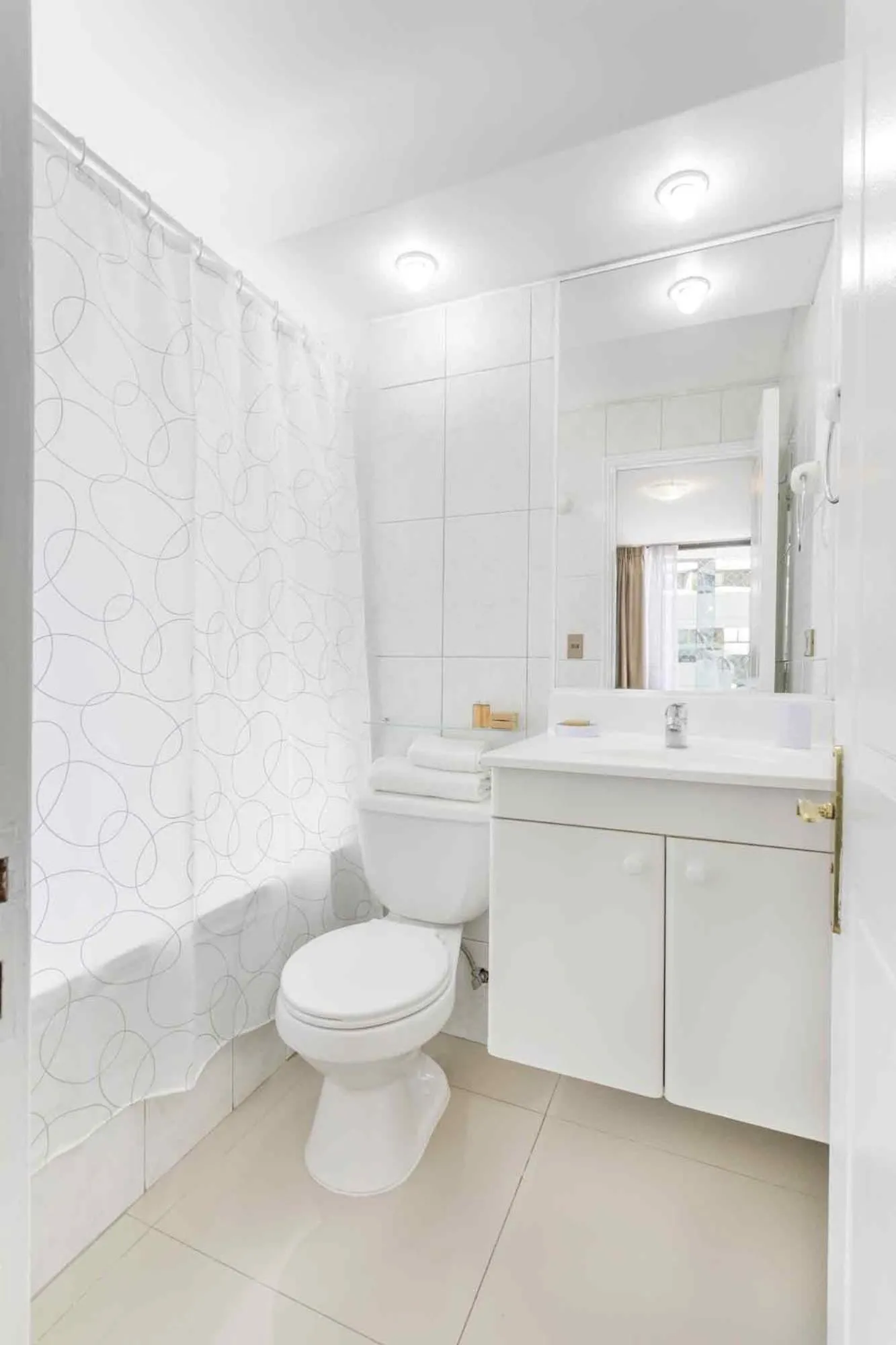 Bathroom in Santa Magdalena Apartments