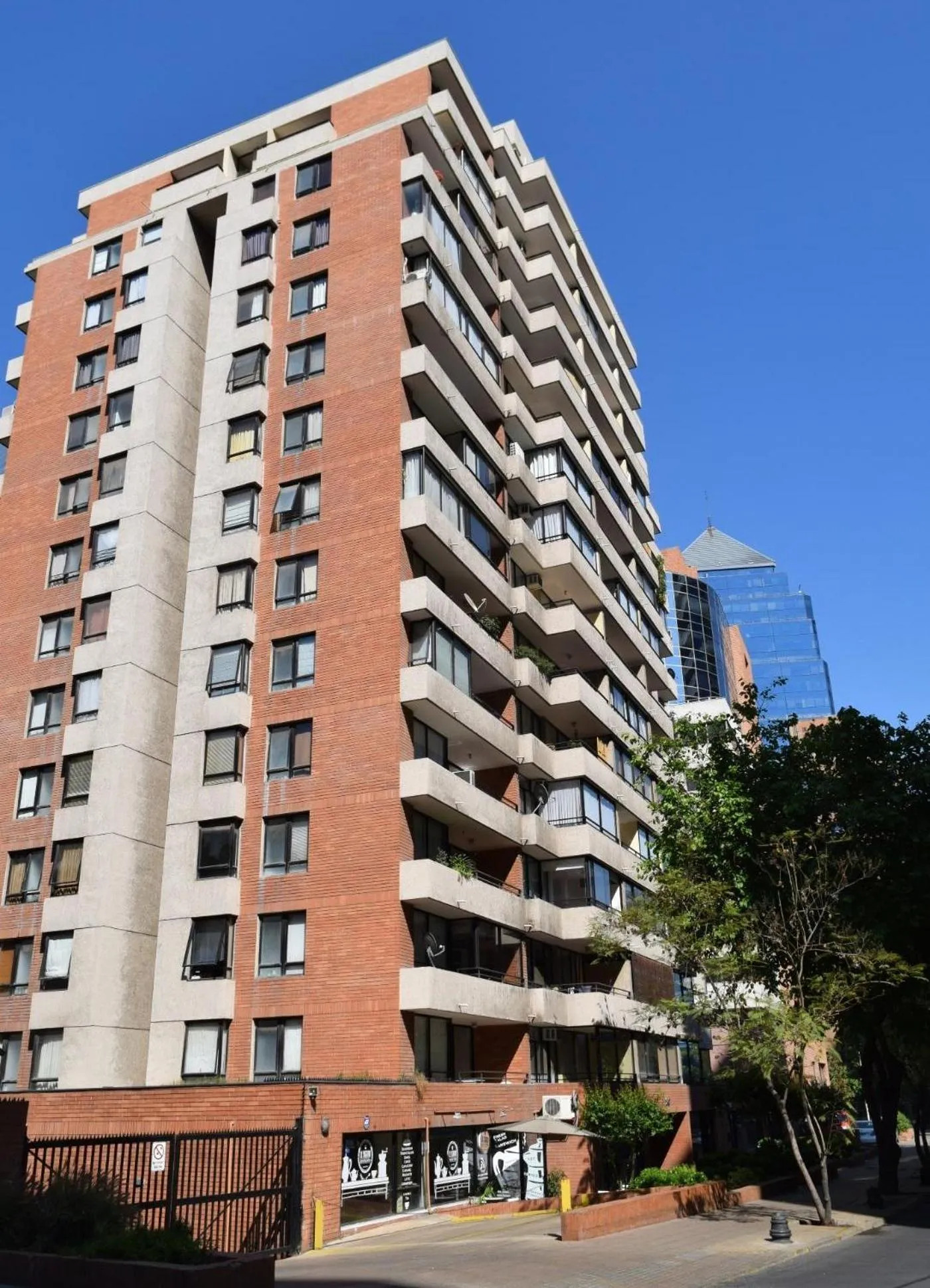 Facade/entrance in Santa Magdalena Apartments