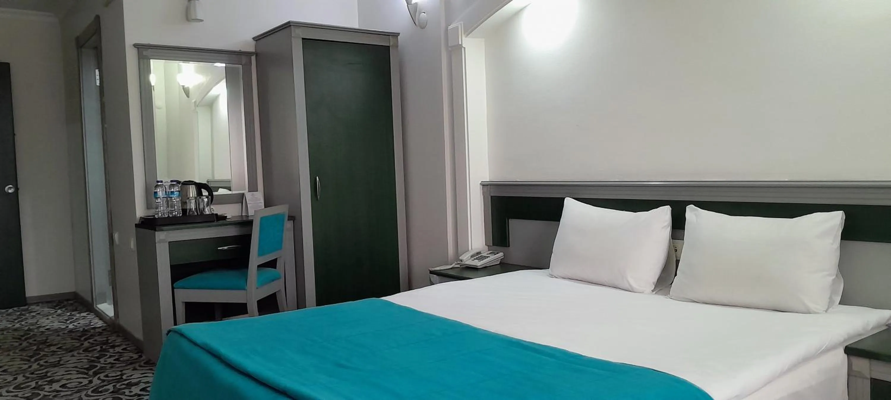 Photo of the whole room in Turk Inn Uzcan Hotel