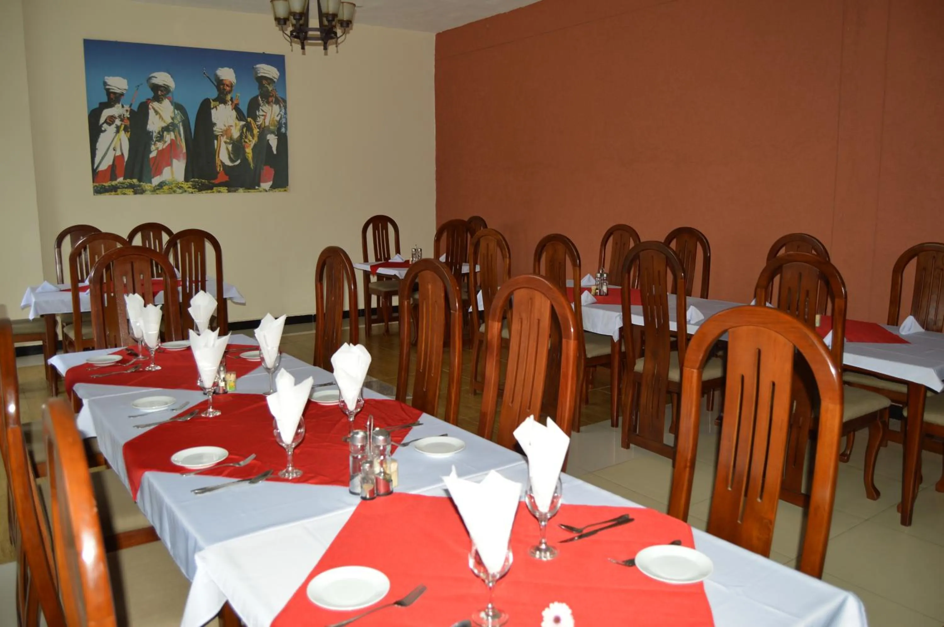 Restaurant/places to eat in Harbe Hotel