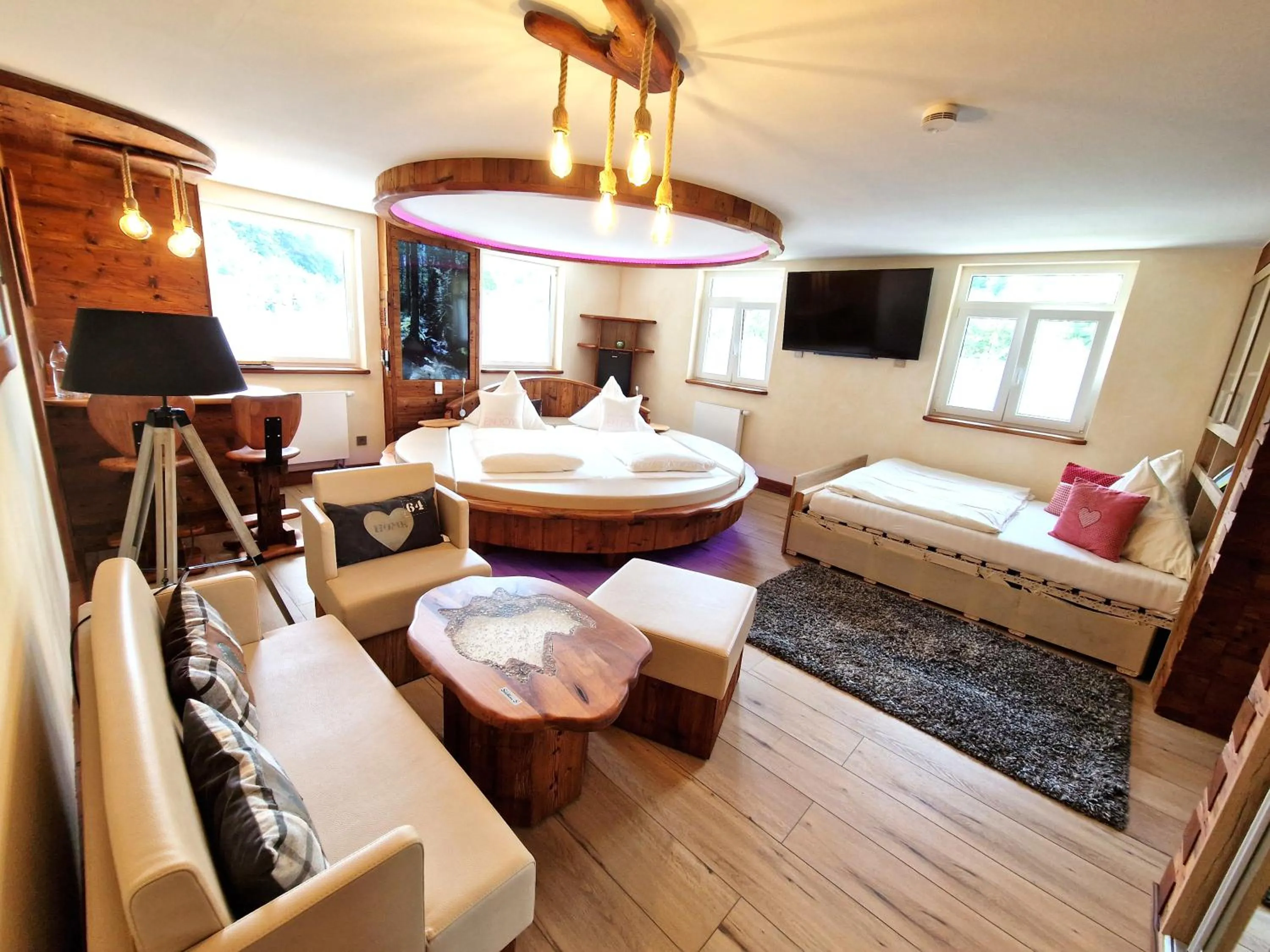 Bed in Landgasthof Rebstock