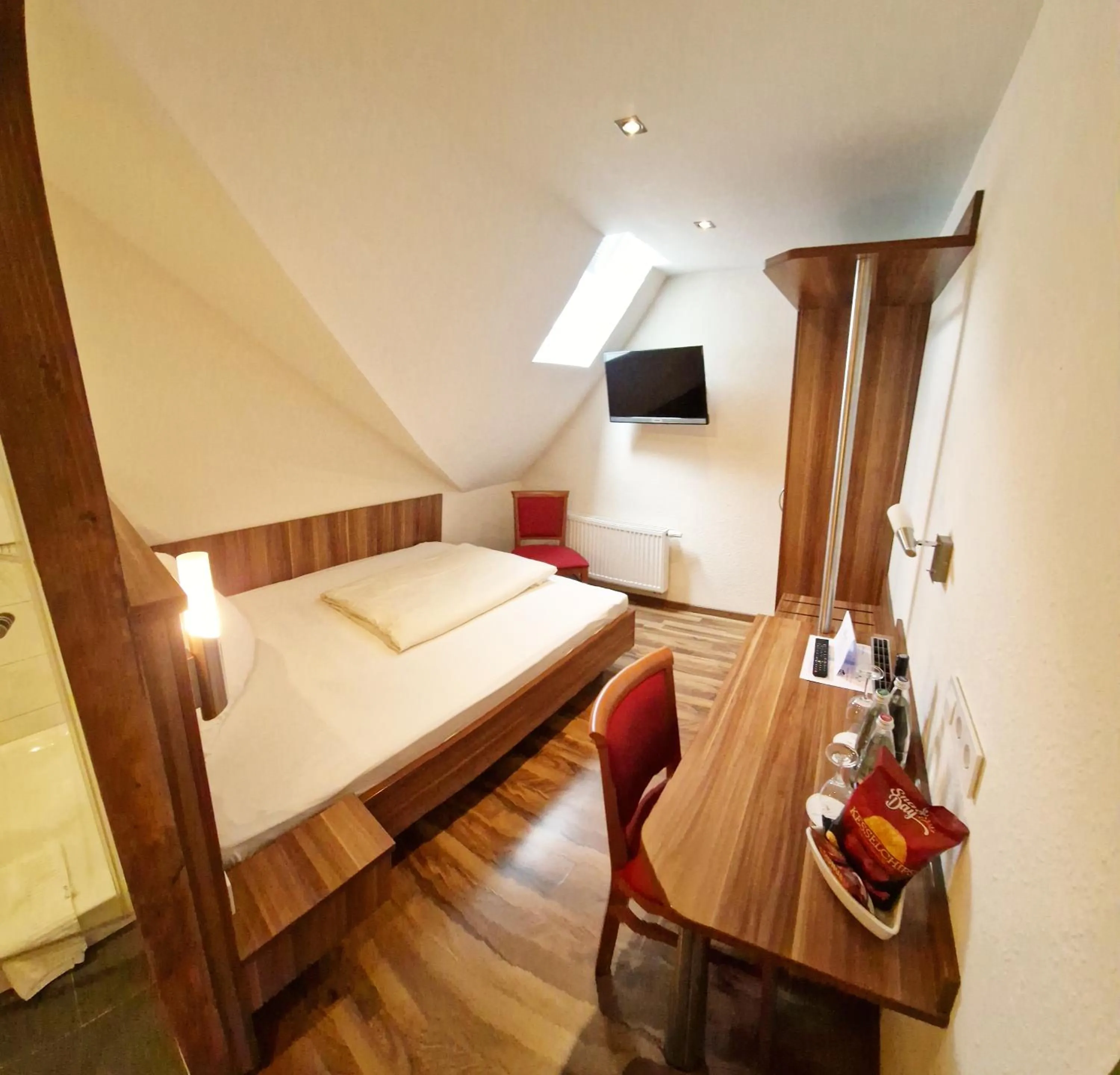 Bed in Landgasthof Rebstock