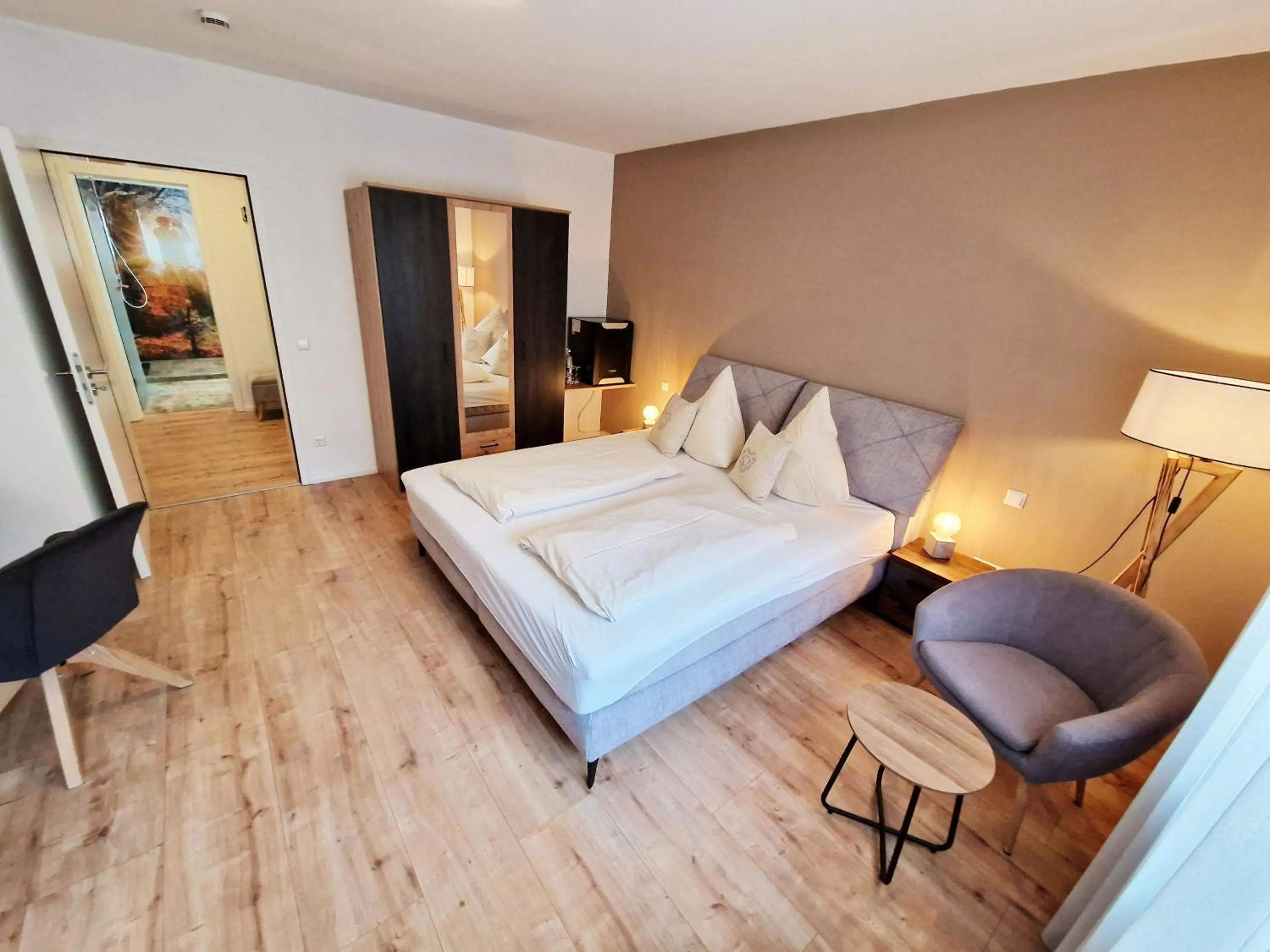 Bed in Landgasthof Rebstock