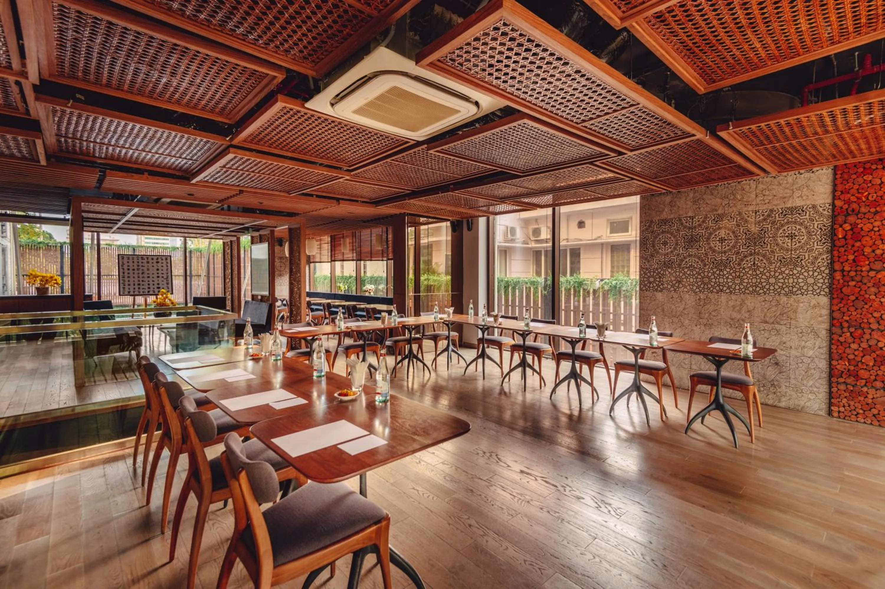 Restaurant/places to eat in SILA Urban Living