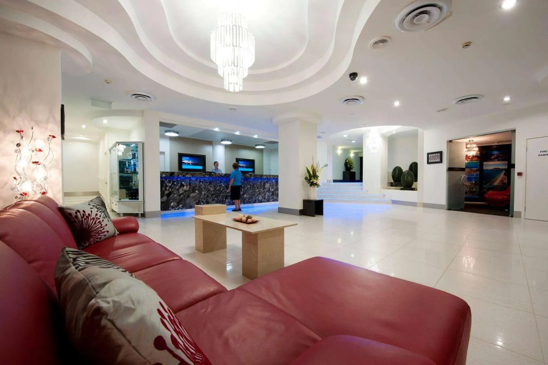 Lobby or reception in Ramada Resort by Wyndham Golden Beach