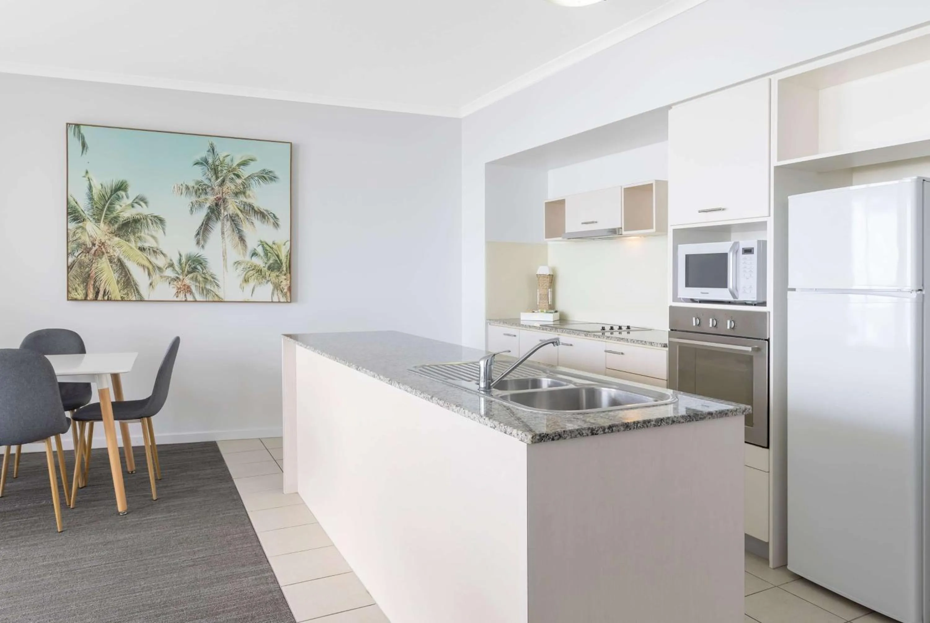 Living room in Ramada By Wyndham Marcoola Beach