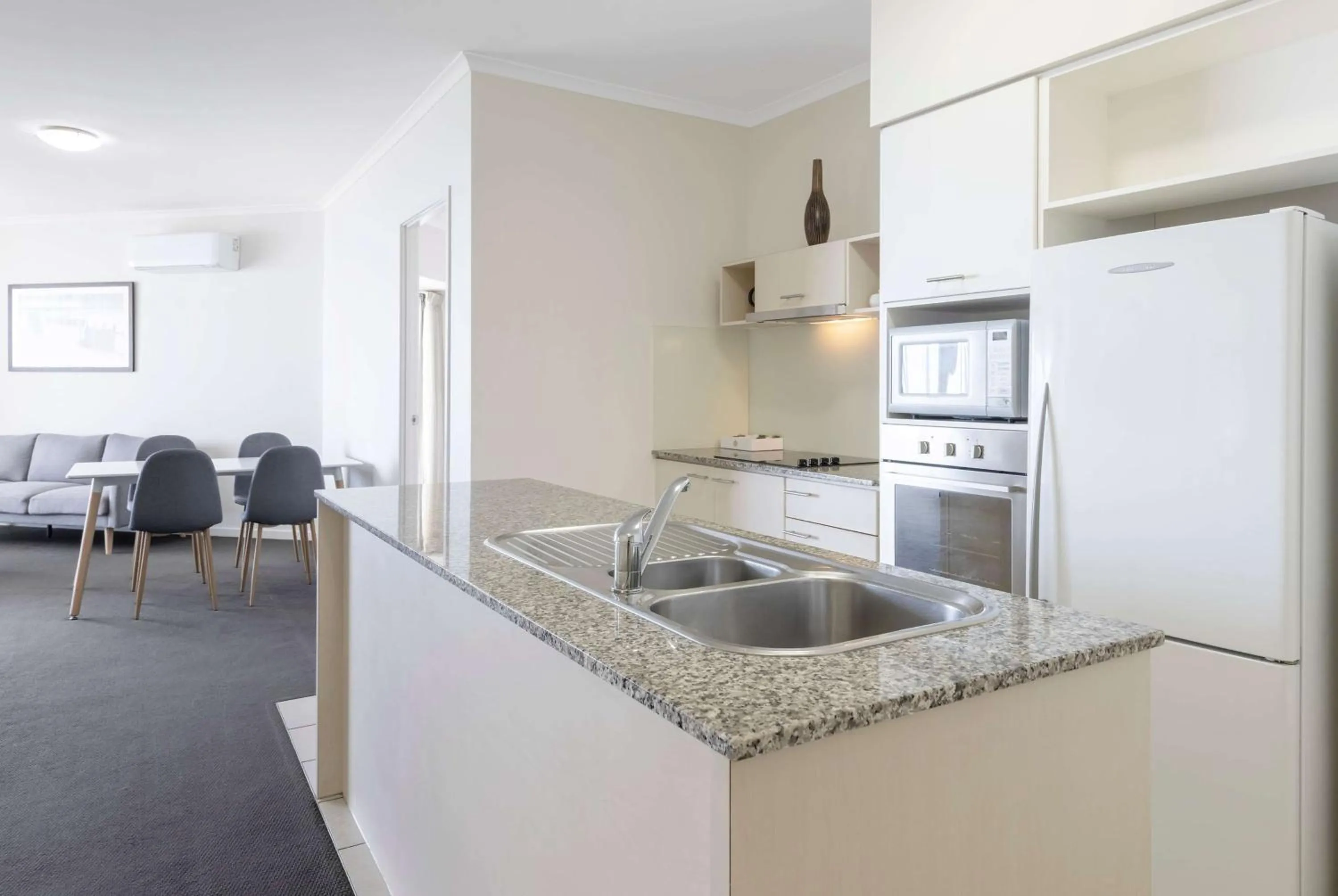 Living room in Ramada By Wyndham Marcoola Beach