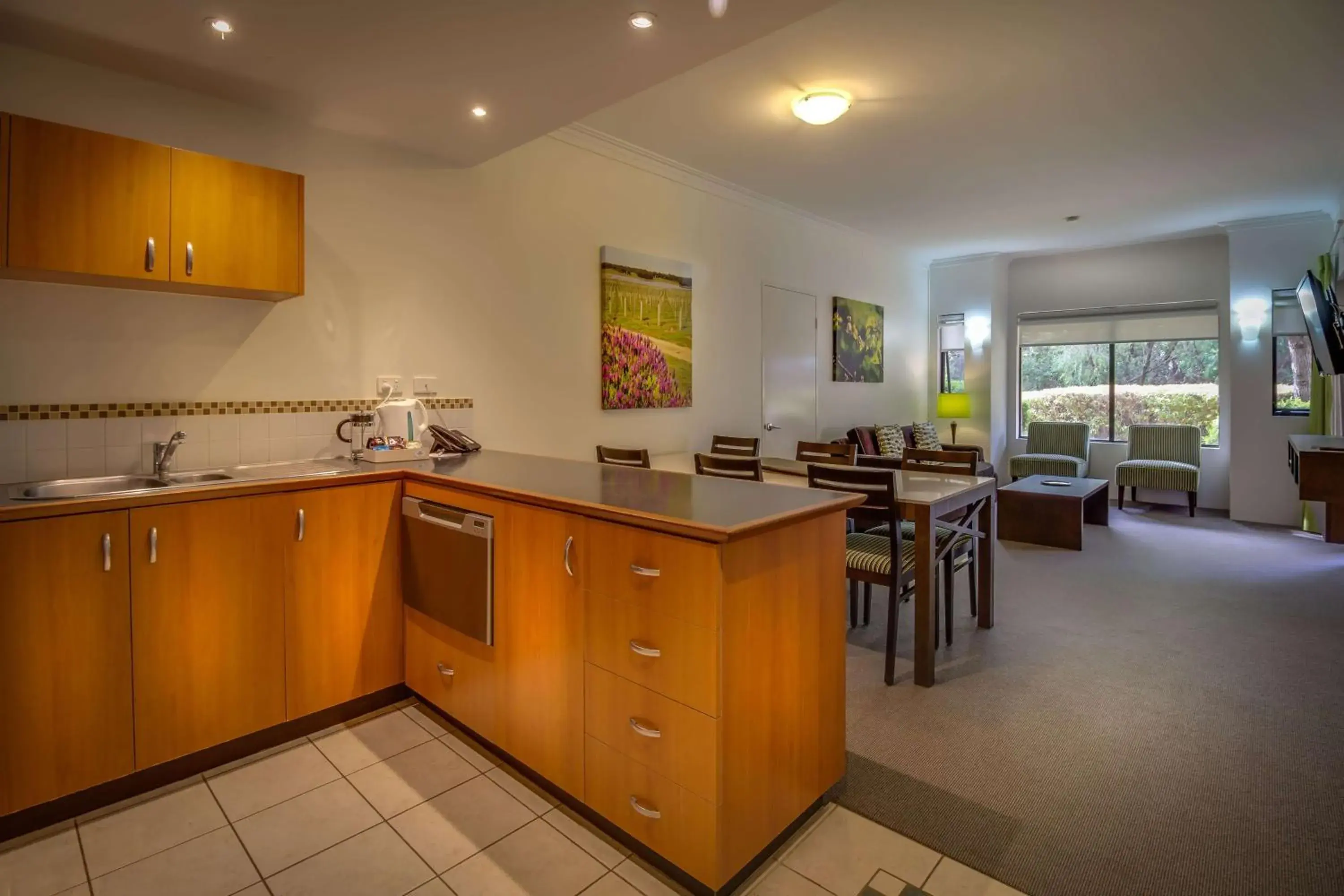 Photo of the whole room in Club Wyndham Dunsborough, Trademark Collection by Wyndham Photo of the whole room in Club Wyndham Dunsborough, Trademark Collection by Wyndham