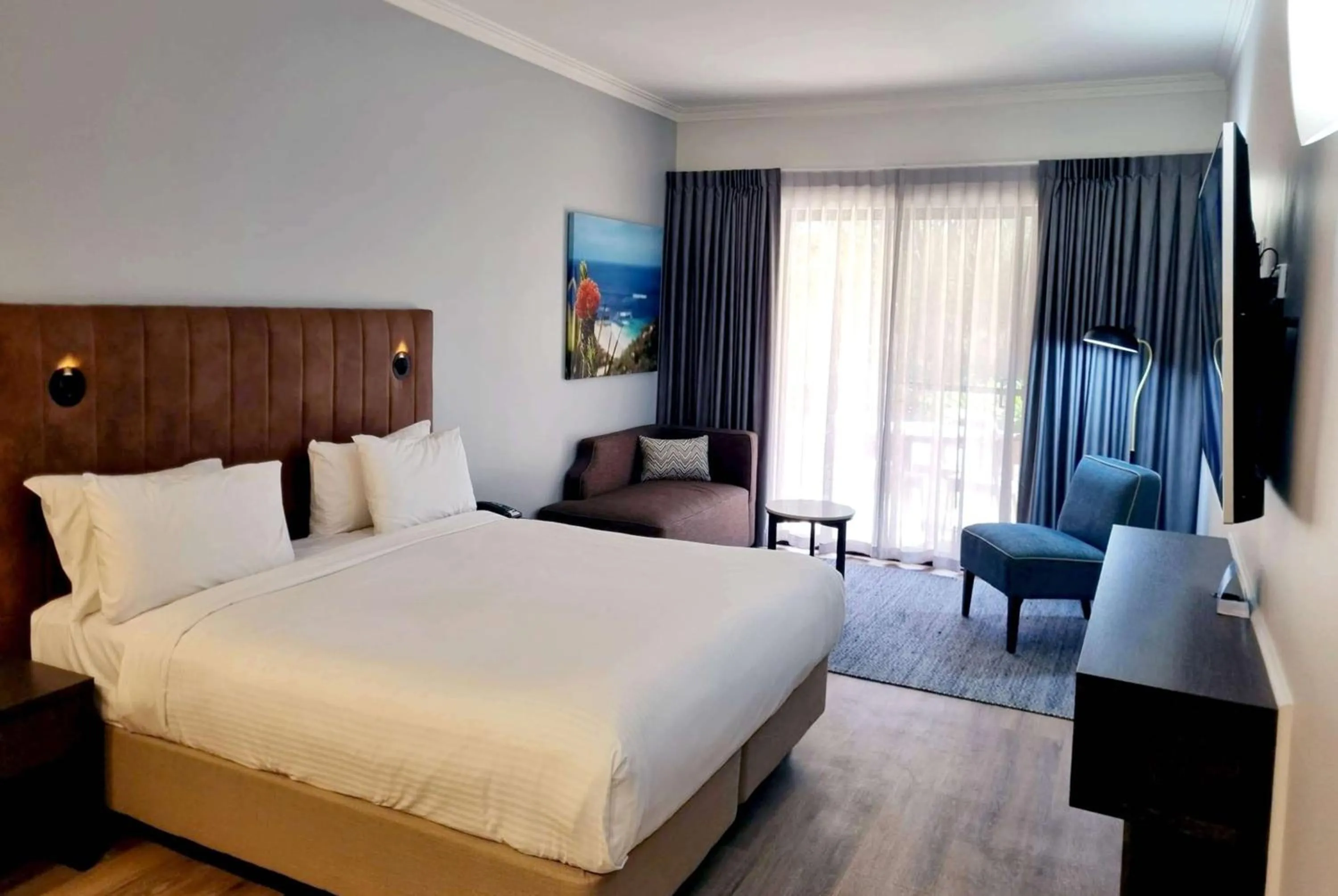 Photo of the whole room, Bed in Club Wyndham Dunsborough, Trademark Collection by Wyndham