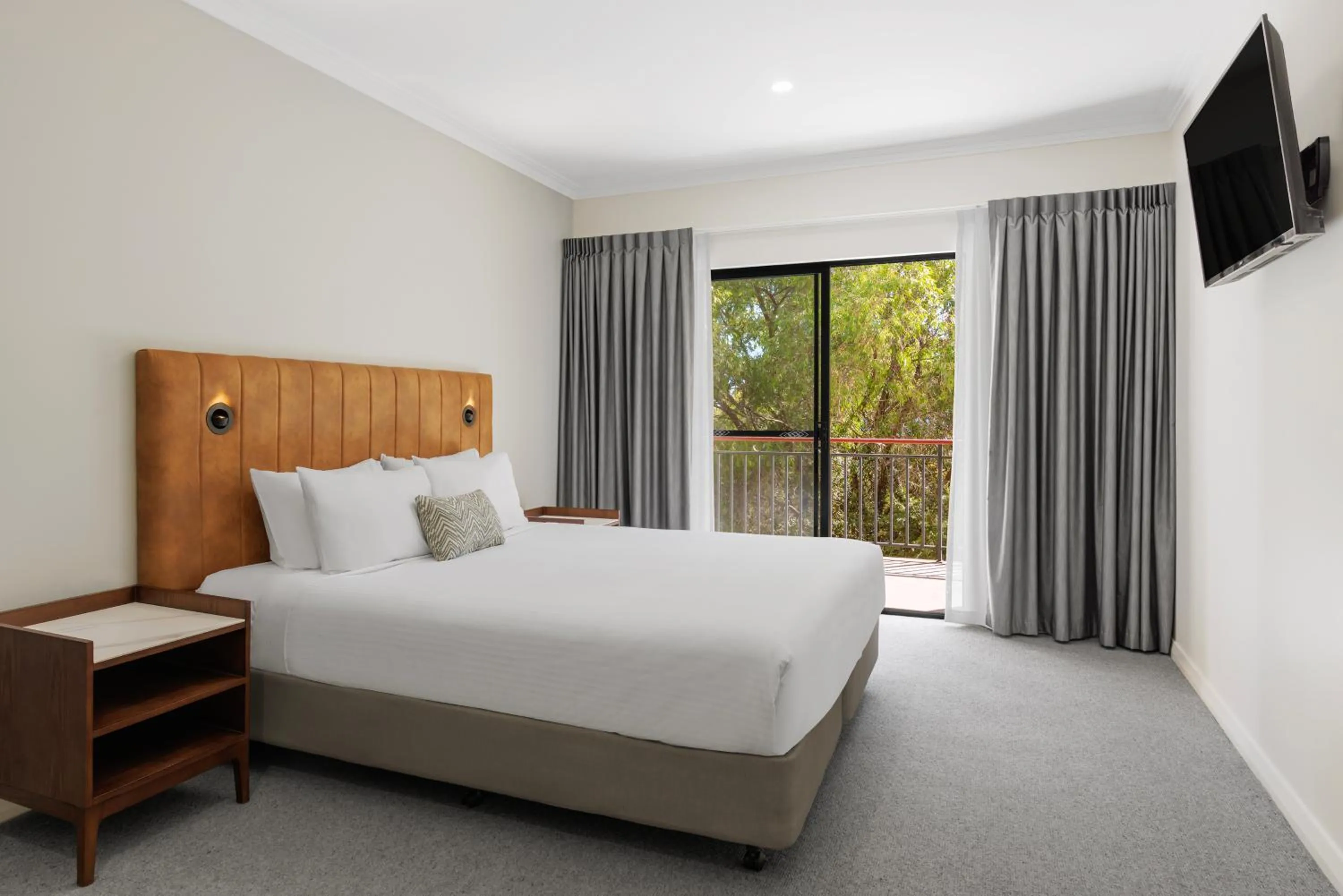 Bedroom, Bed in Club Wyndham Dunsborough, Trademark Collection by Wyndham