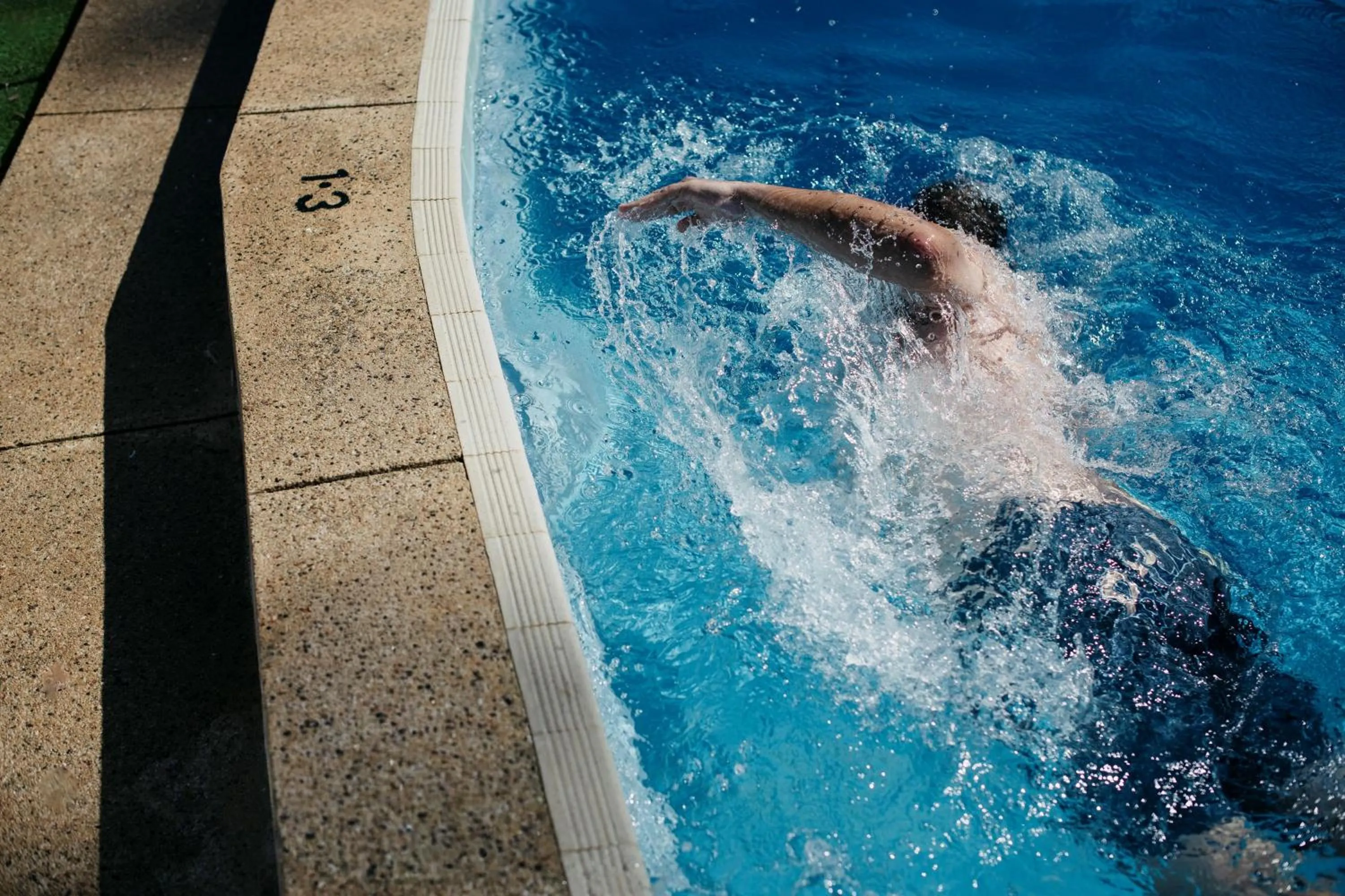 Swimming pool in Hospitality Esperance SureStay Collection by Best Western