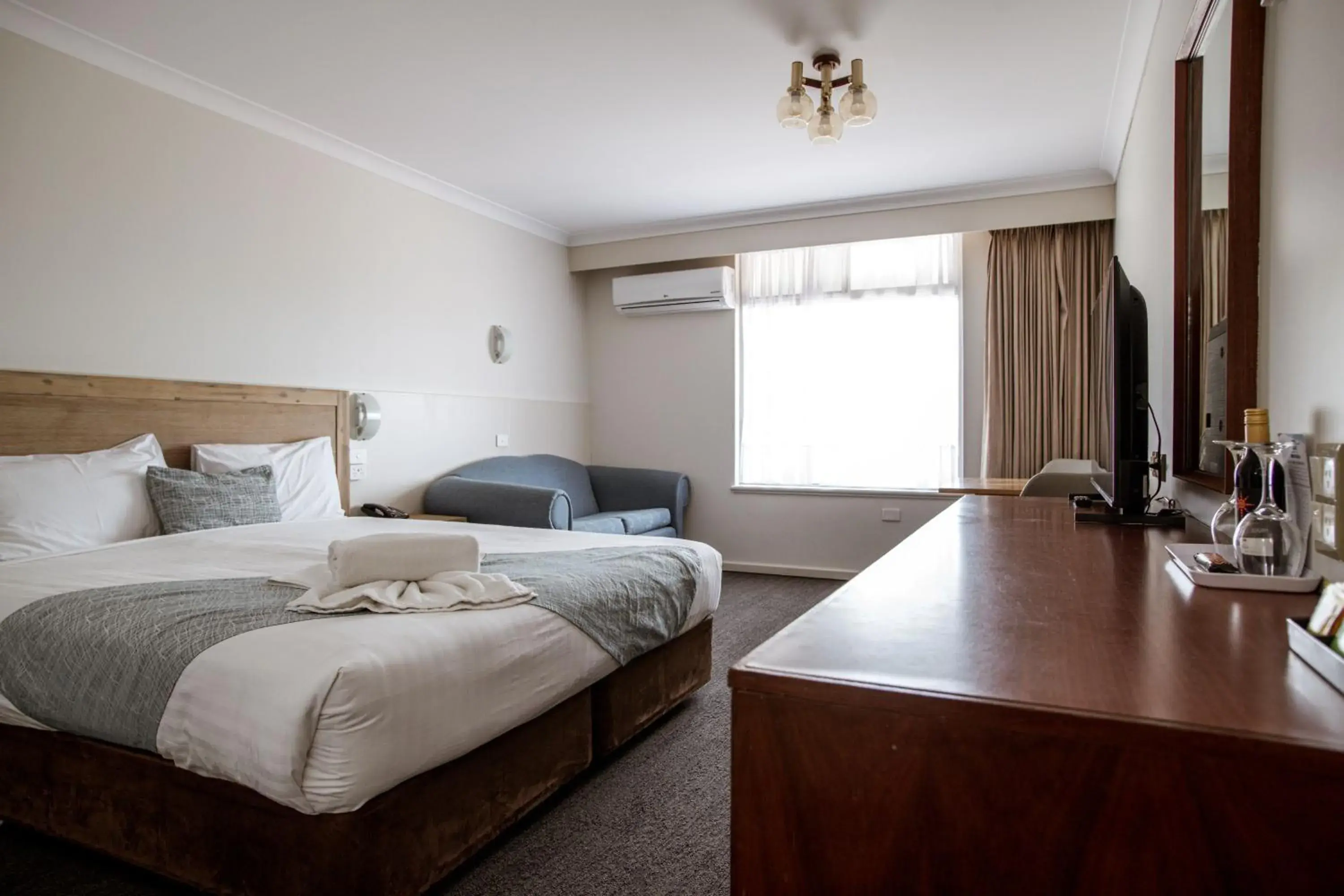 Executive King Room in Hospitality Esperance SureStay Collection by Best Western Executive King Room in Hospitality Esperance SureStay Collection by Best Western