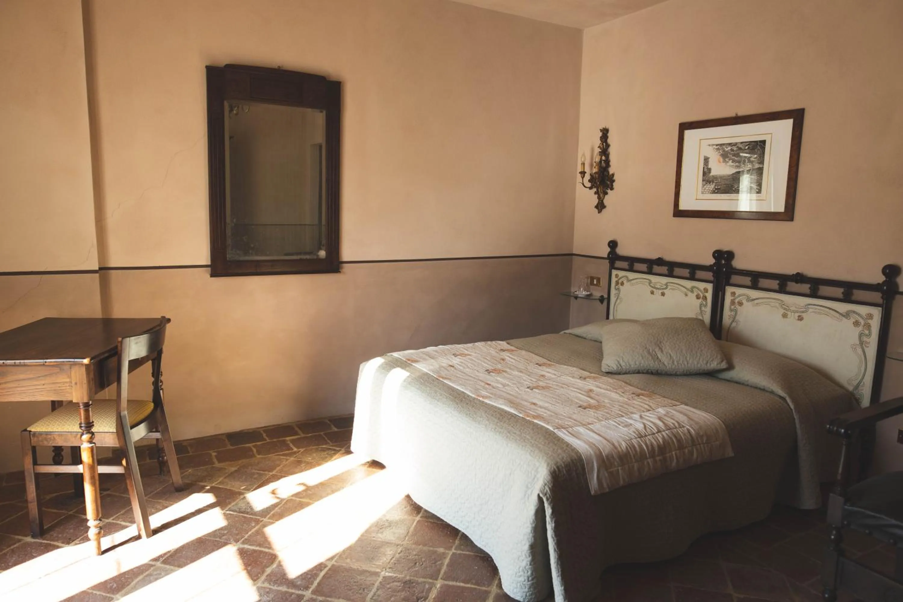 Bedroom, Bed in L'Atelier di Pierflavio Gallina