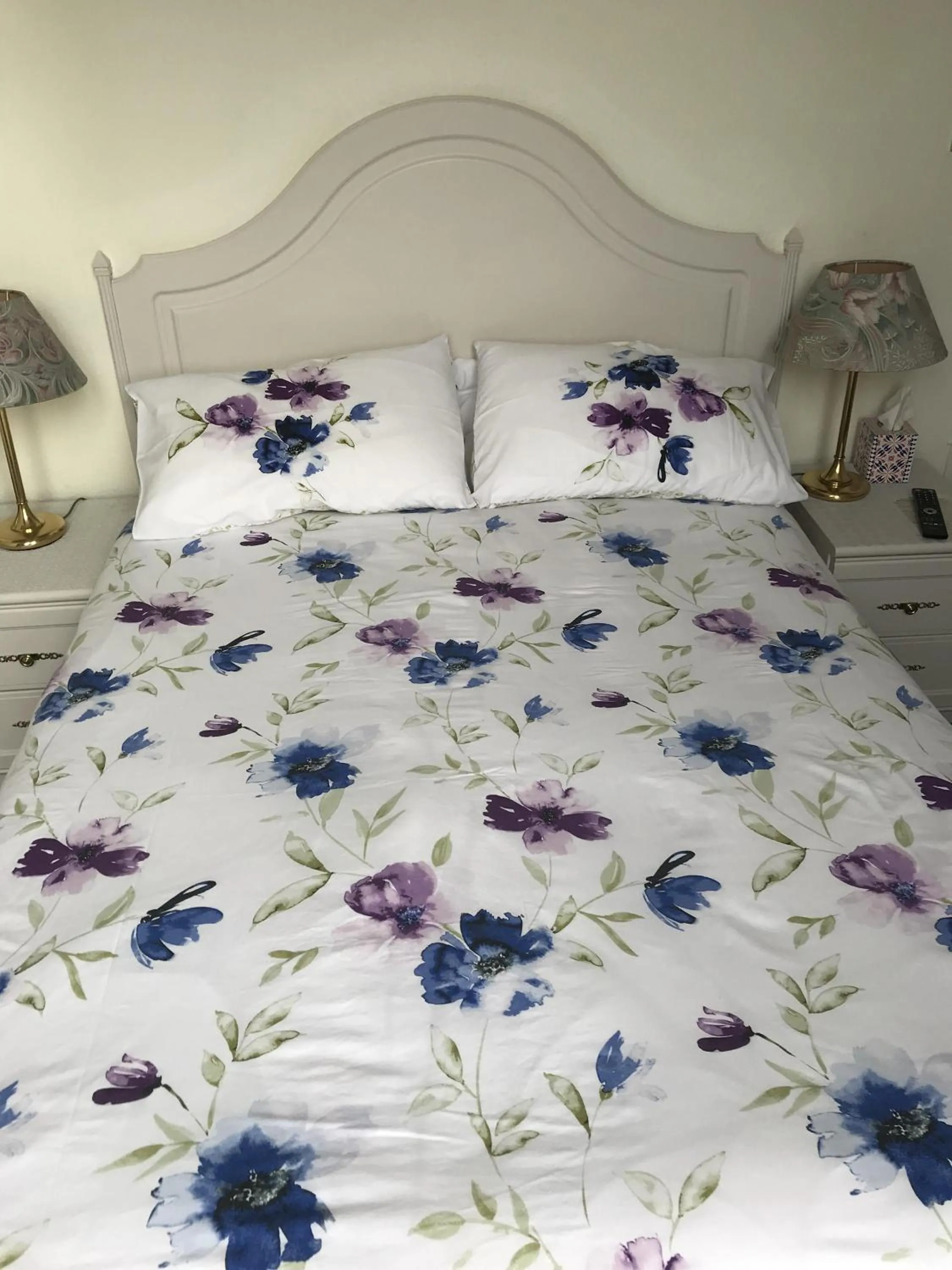 Bedroom, Bed in Dorstan House