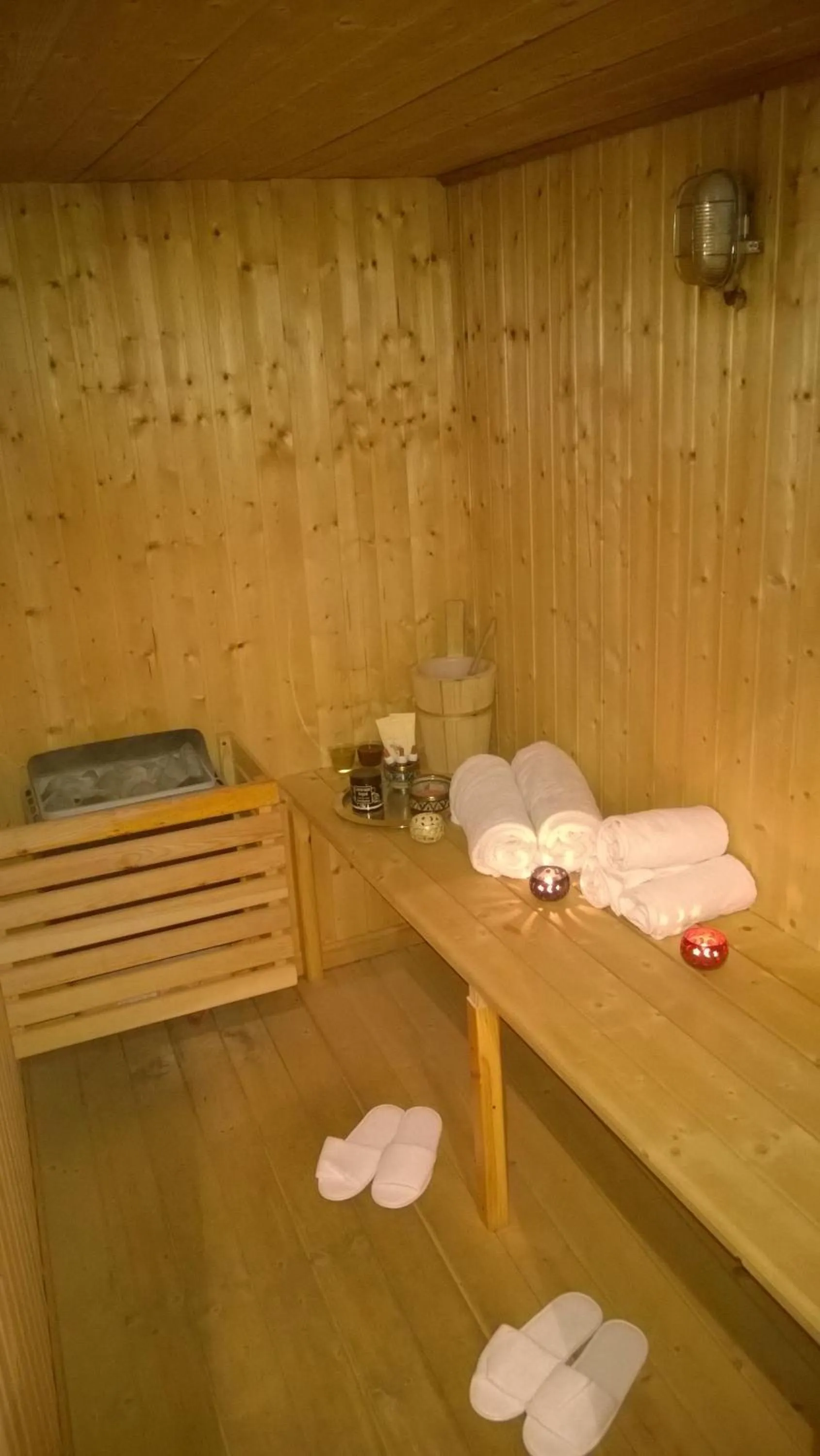 Spa and wellness centre/facilities in Hotel Chez Toi