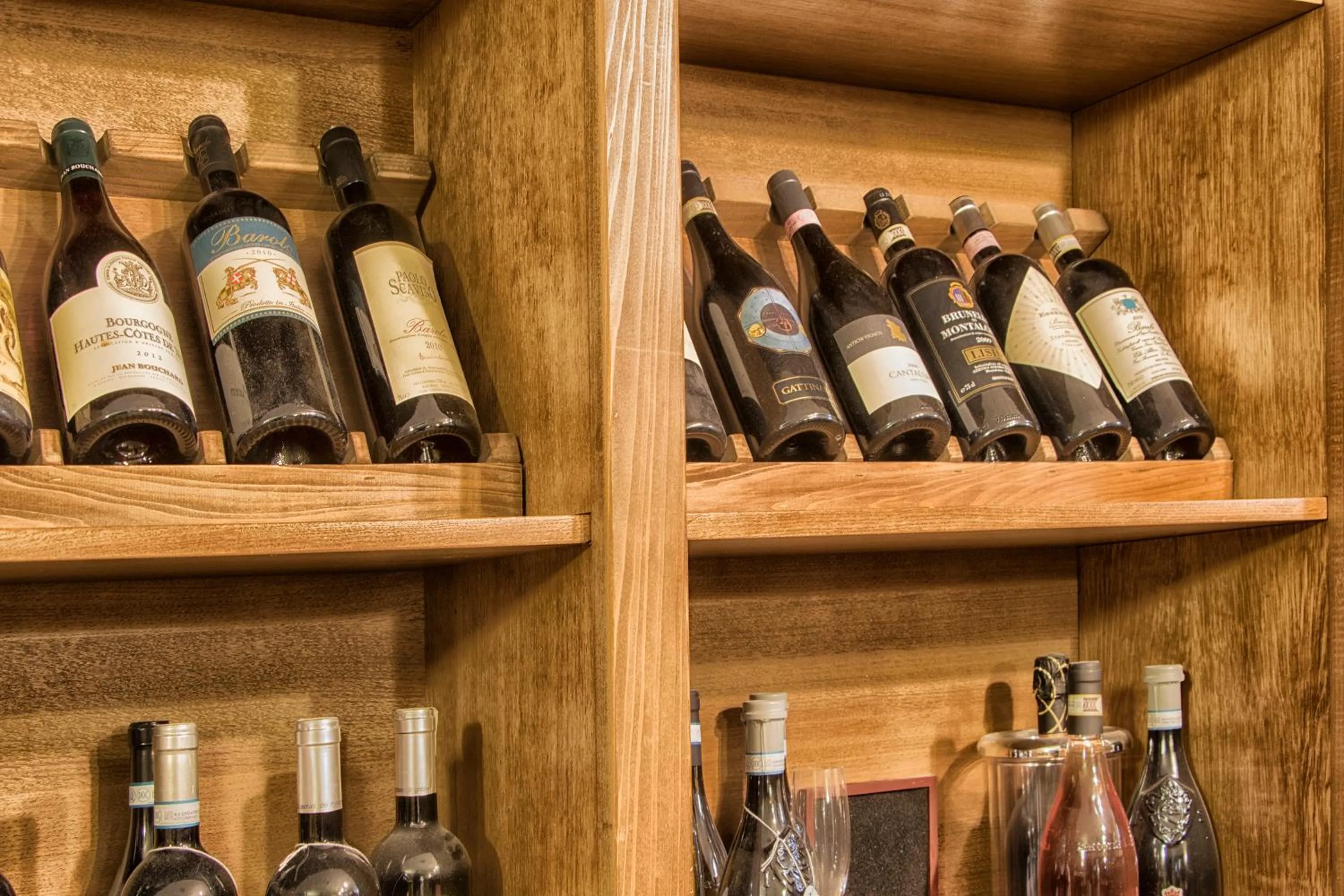 Alcoholic drinks in Hotel Chez Toi