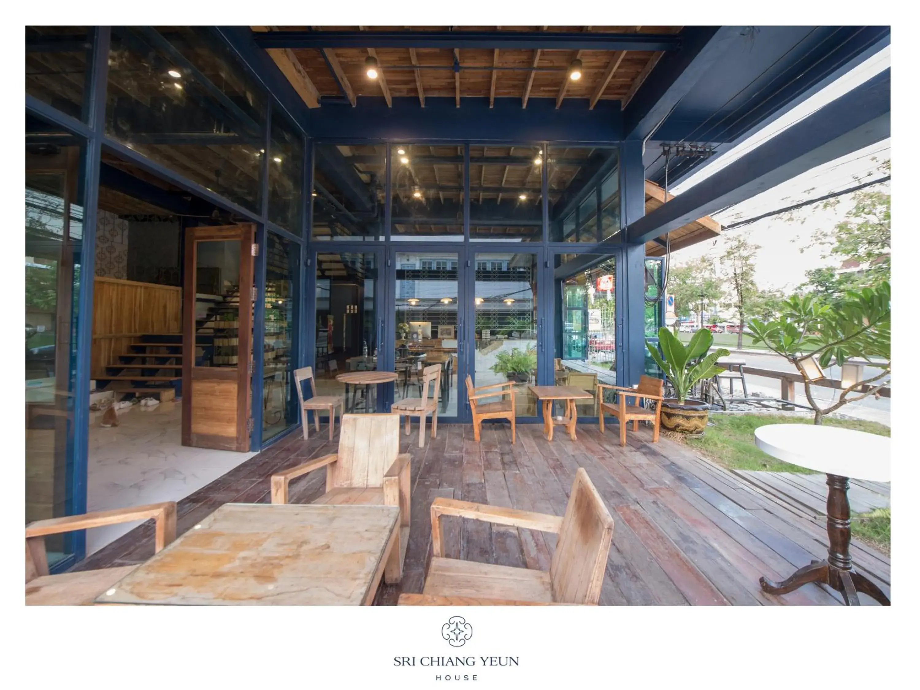 Facade/entrance in Sri Chiang Yeun House Facade/entrance in Sri Chiang Yeun House