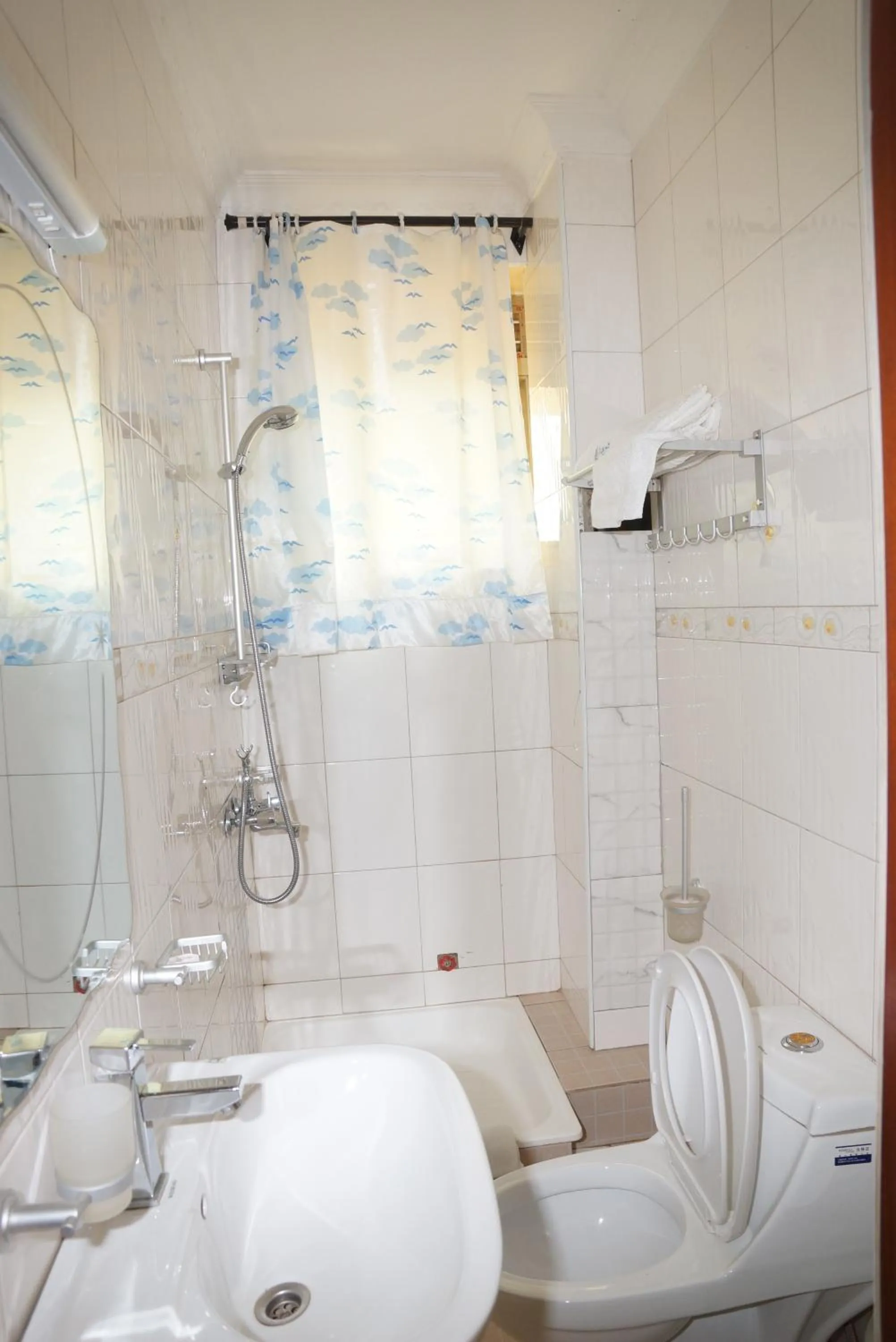 Shower in Nican Resort Hotel Seguku Entebbe