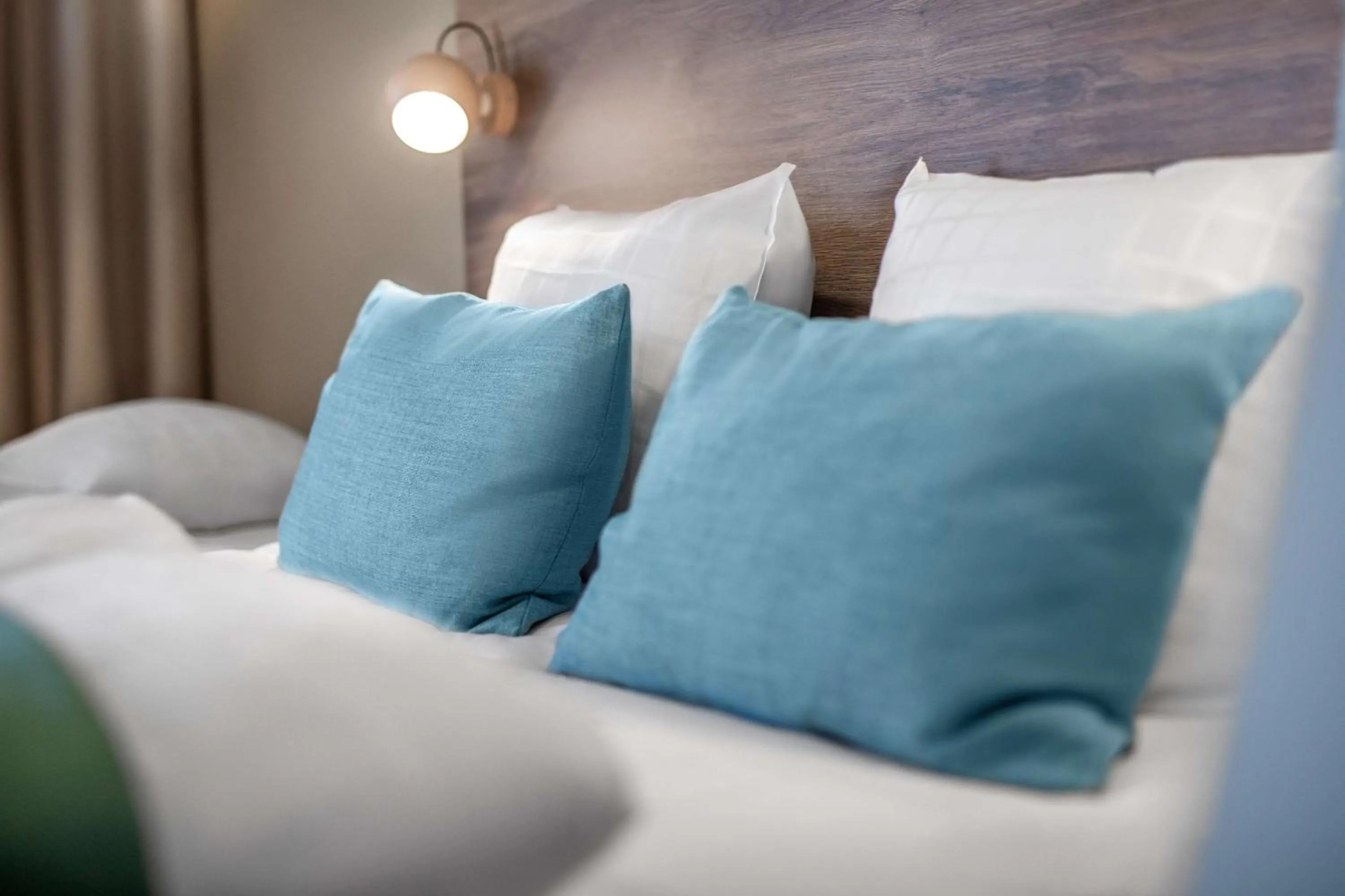 Bedroom, Bed in Quality Hotel The Reef