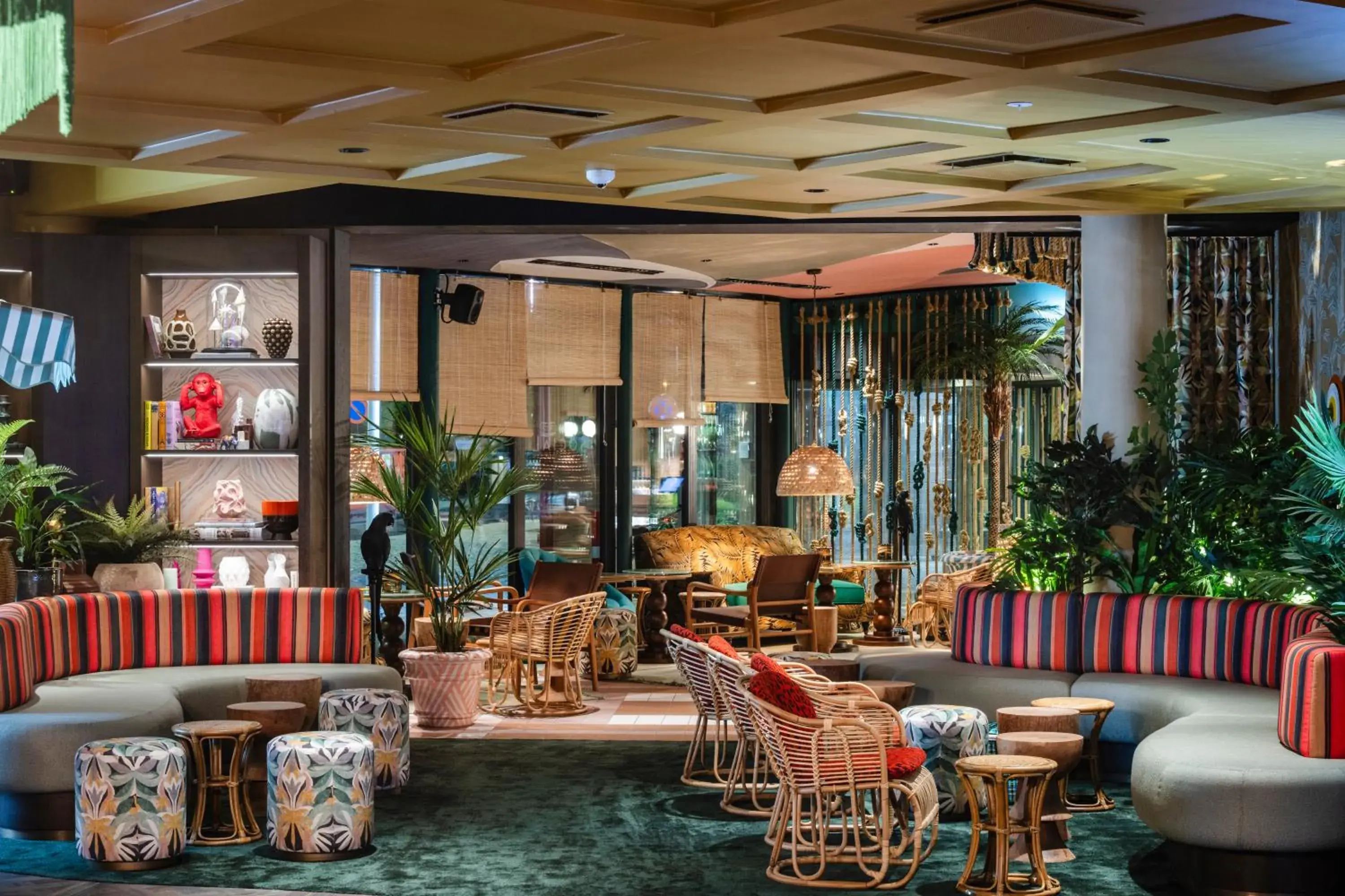 Lobby or reception in Quality Hotel The Reef Lobby or reception in Quality Hotel The Reef