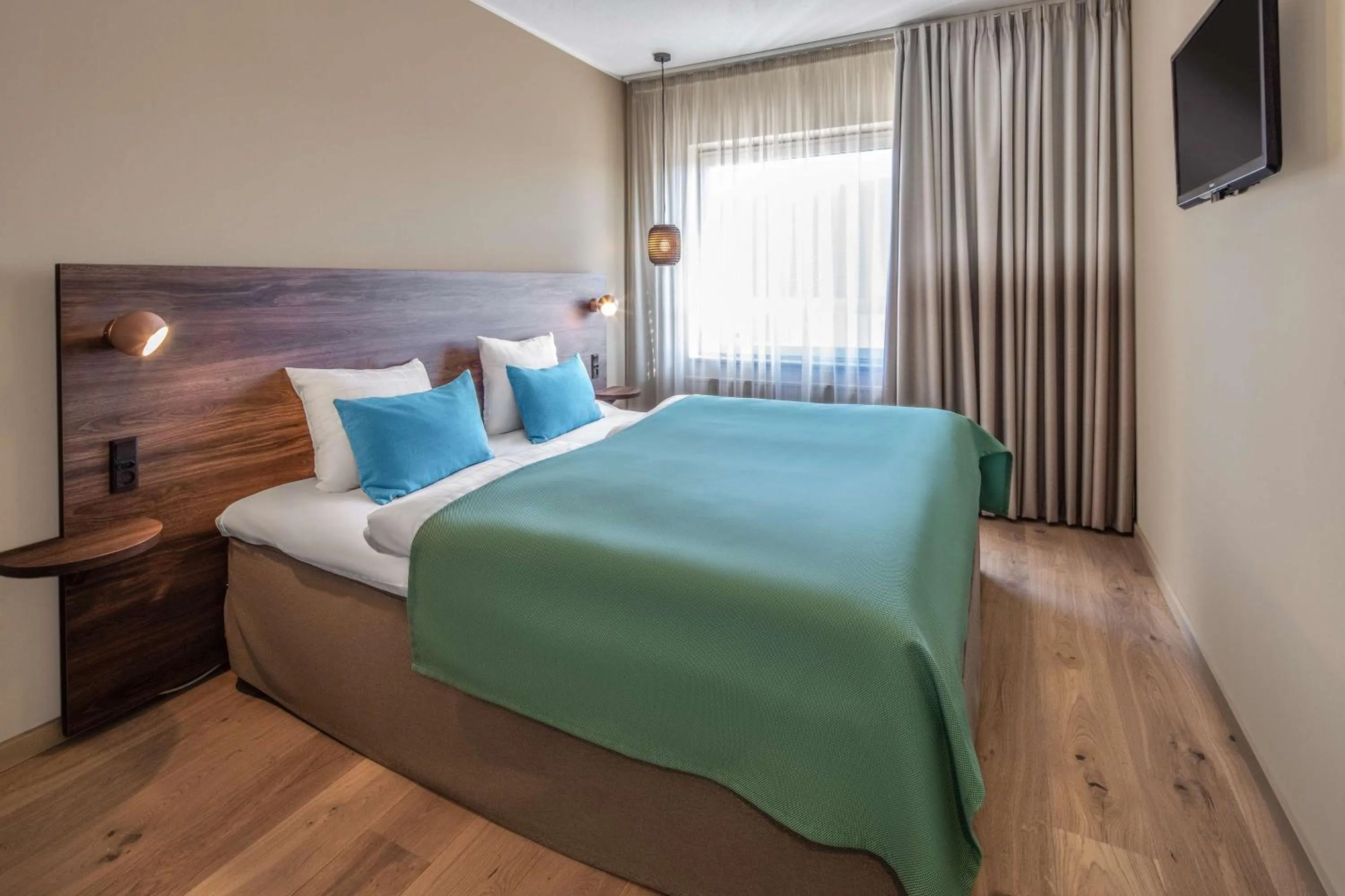 Bedroom, Bed in Quality Hotel The Reef